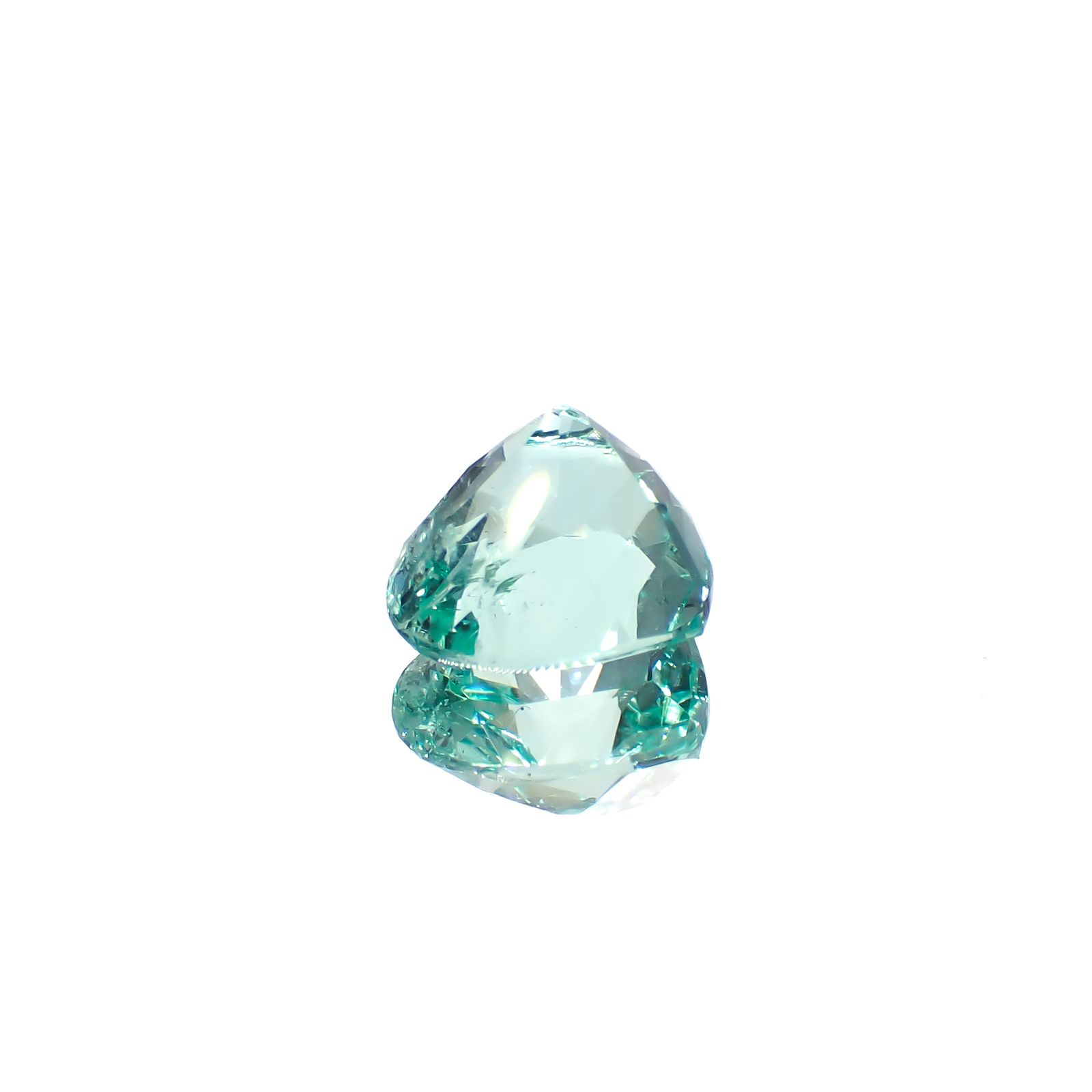 ノンオイルエメラルド(宝石名エメラルド)コロンビア産 1.385ct 日独鑑付[240929127]6.78x7.8mm前後