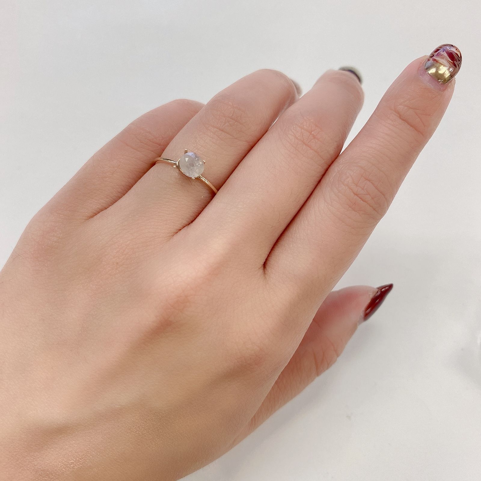 ターフェアイト(宝石名ターフェアイト) スリランカ産 0.921ct ソ付(彩珠)[19111863]5.5×5.1mm前後