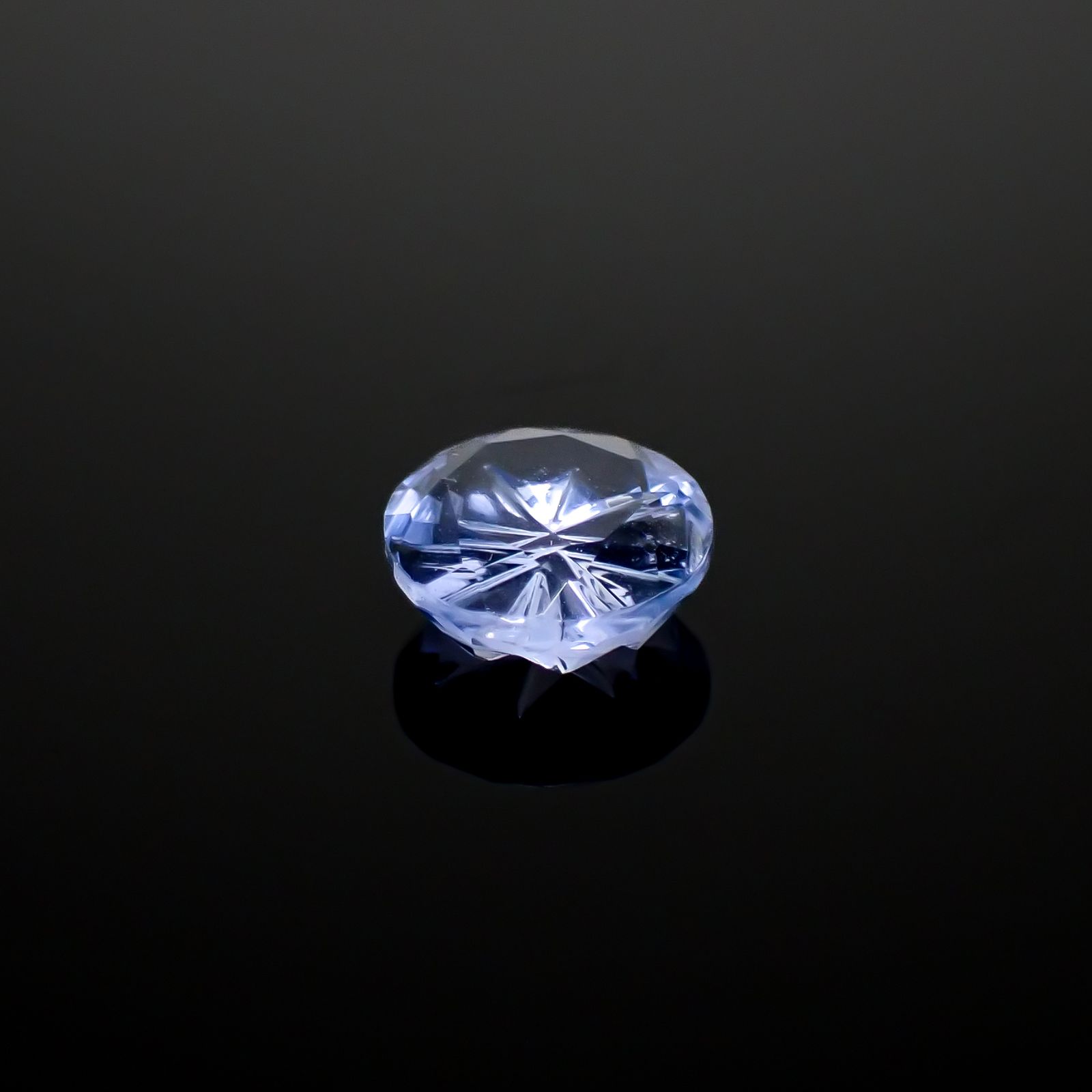 ◇甲州貴石切子Plus Three◇カラーチェンジフローライト カード付き ブラジル産 1.97ct[240628260]8x8mm前後