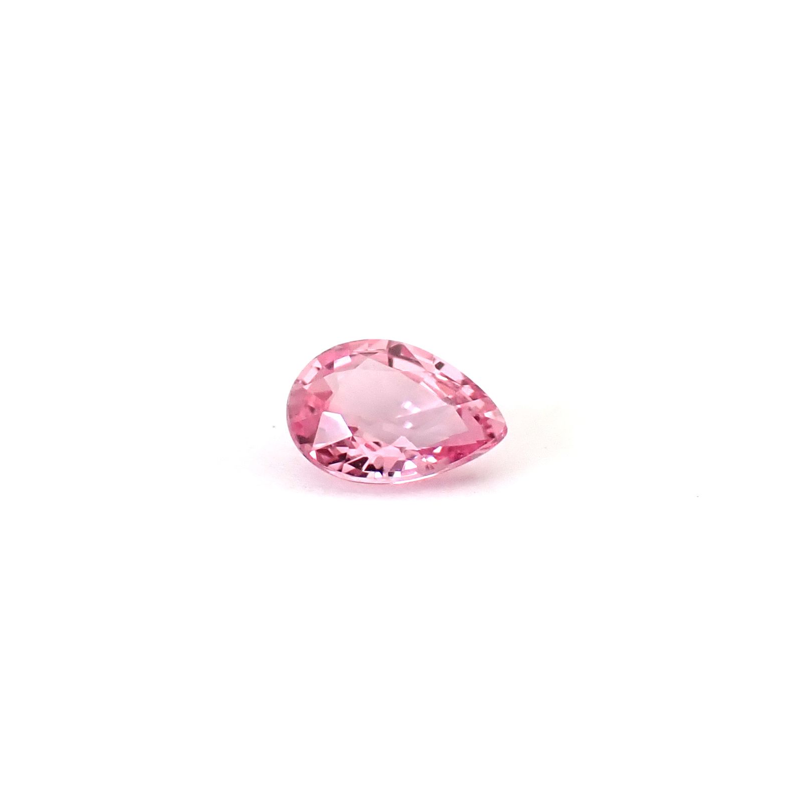 パパラチャサファイア(宝石名サファイア/別名パパラチャ・サファイア)スリランカ産 DGL鑑付 0.176ct / 4.14x3.01mm前後 [260632271]