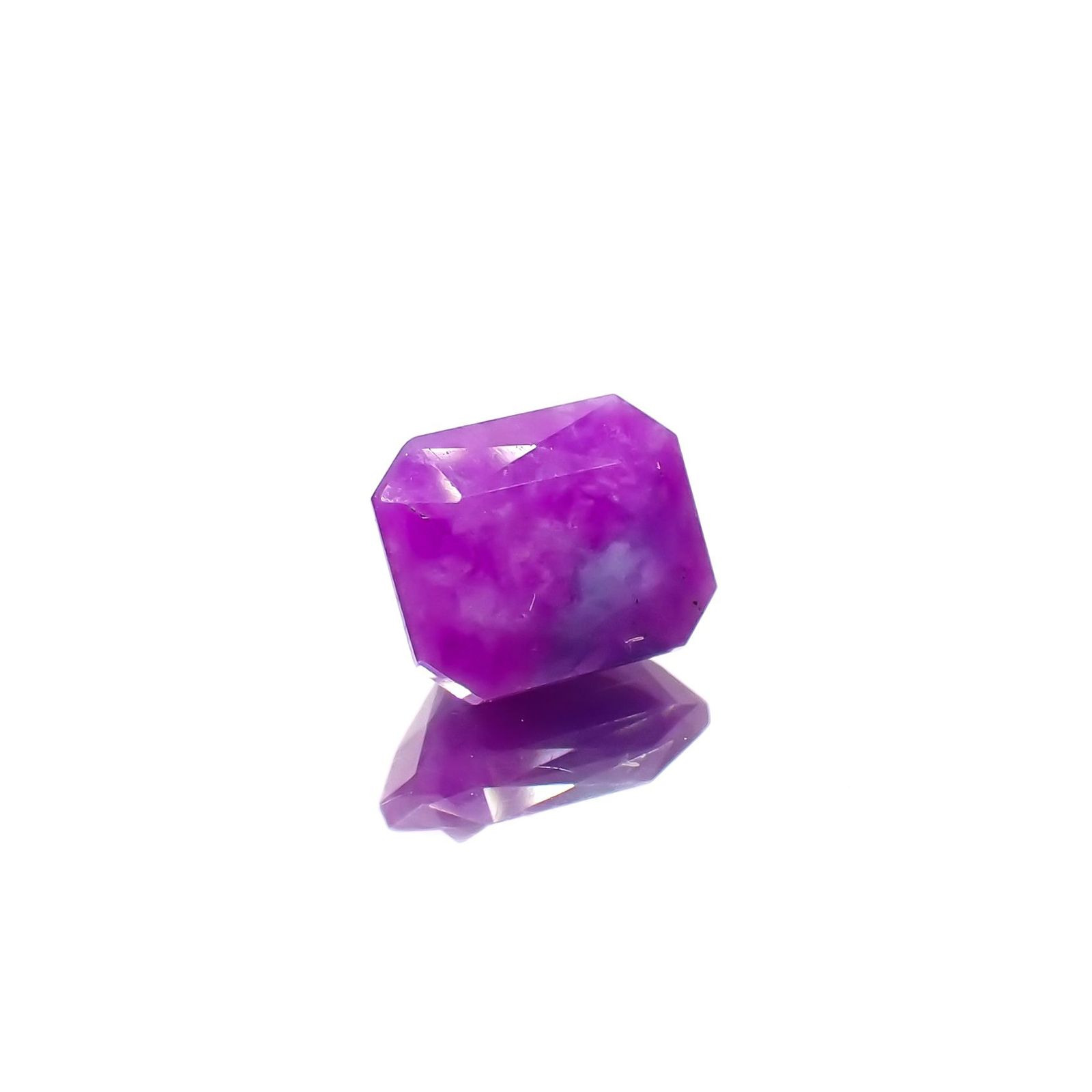 スギライト 南アフリカ産 1.51ct / 7.3x6.1mm前後 [260521782]
