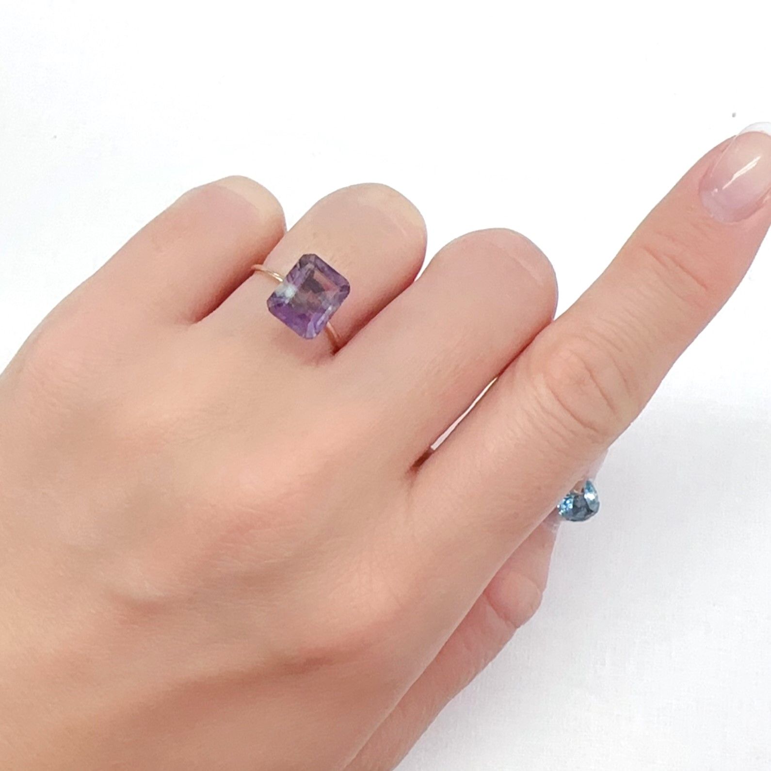 パーティカラーフローライト フルオレッセンス ブラジル産 3.14ct[240326906]10x8mm前後