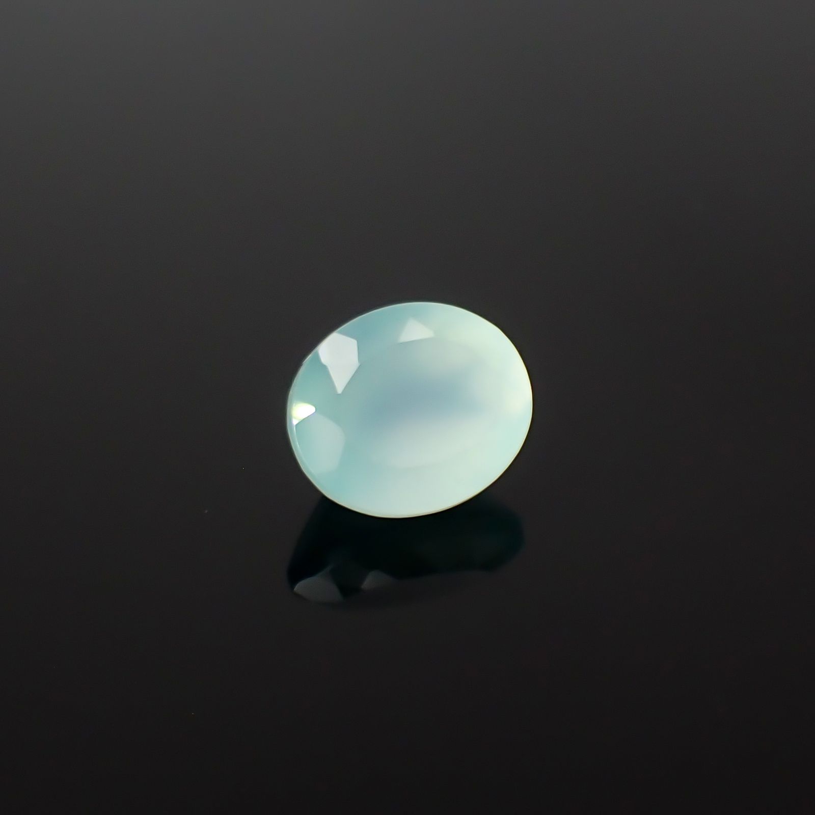 アクアプレーズ 南アフリカ産 4.92ct / 12.1x10mm前後 [260432012]