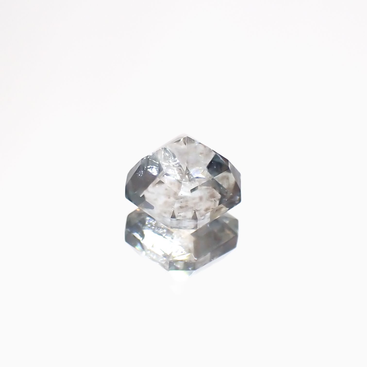 アベンチュリンアクアマリン ナイジェリア産 1.22ct[231224705]6.1x6mm前後