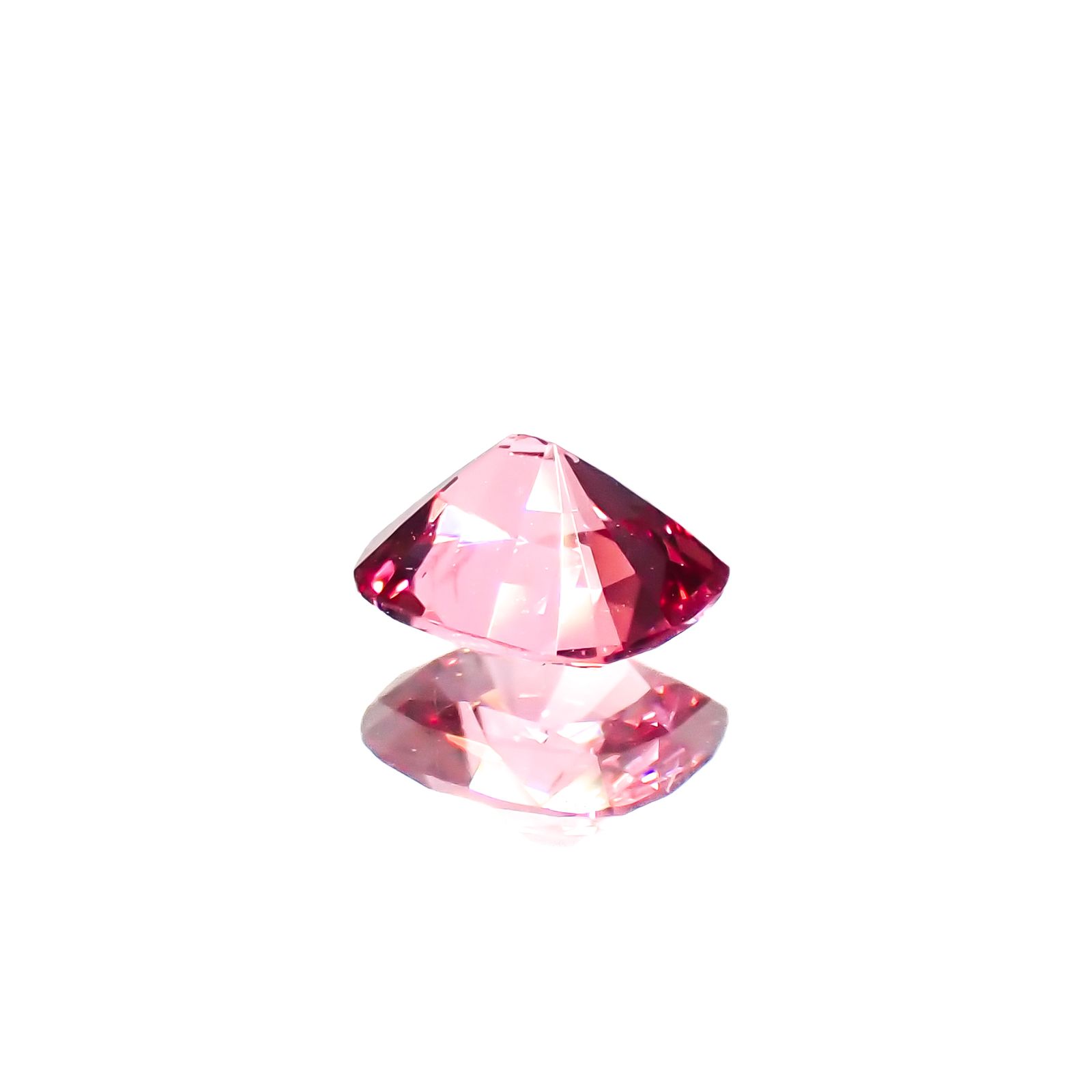ホットピンクスピネル タンザニア産 0.32ct[231224514]4.5x3.9mm前後