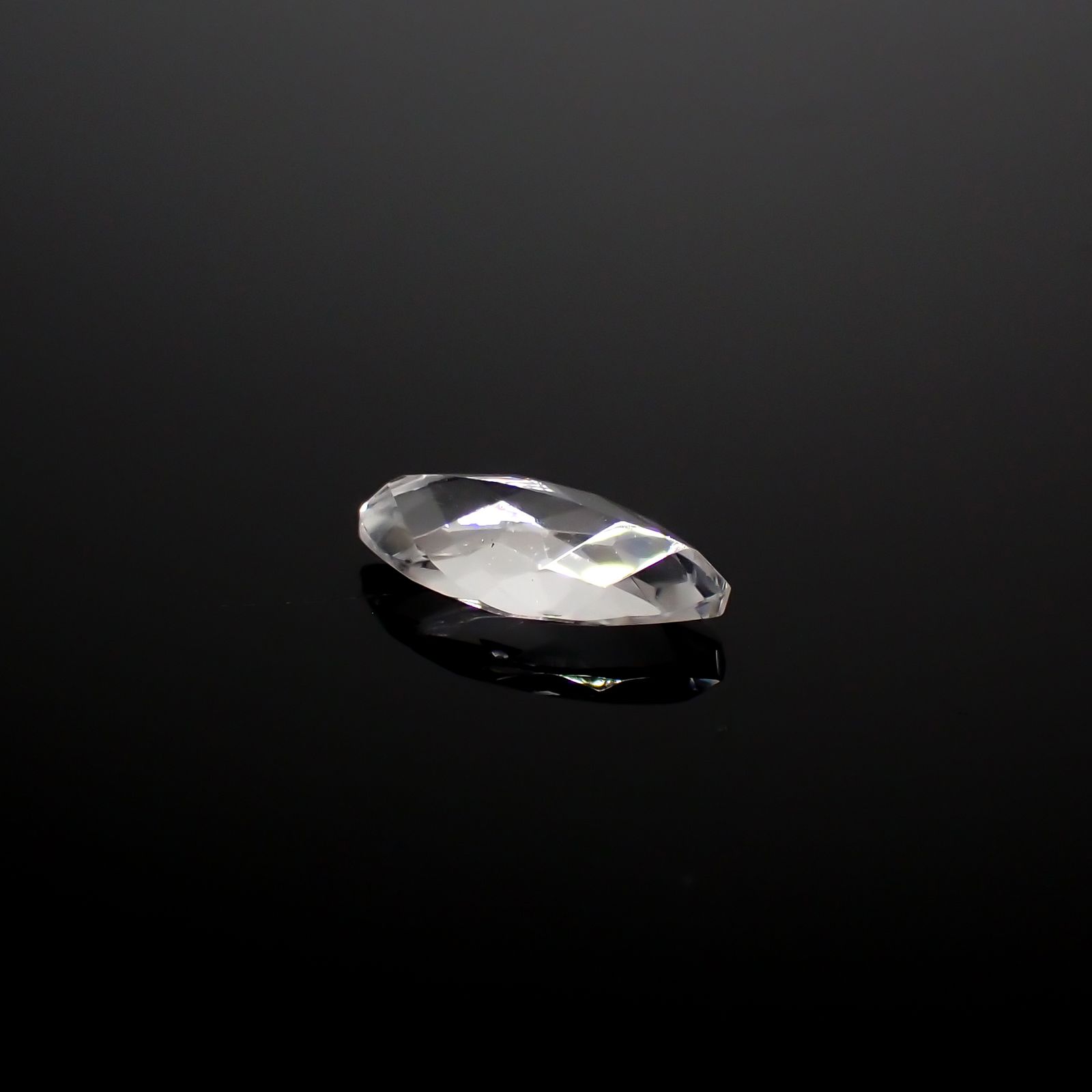 フェナカイト ブラジル産 0.82ct[240226272]9.4x5mm前後