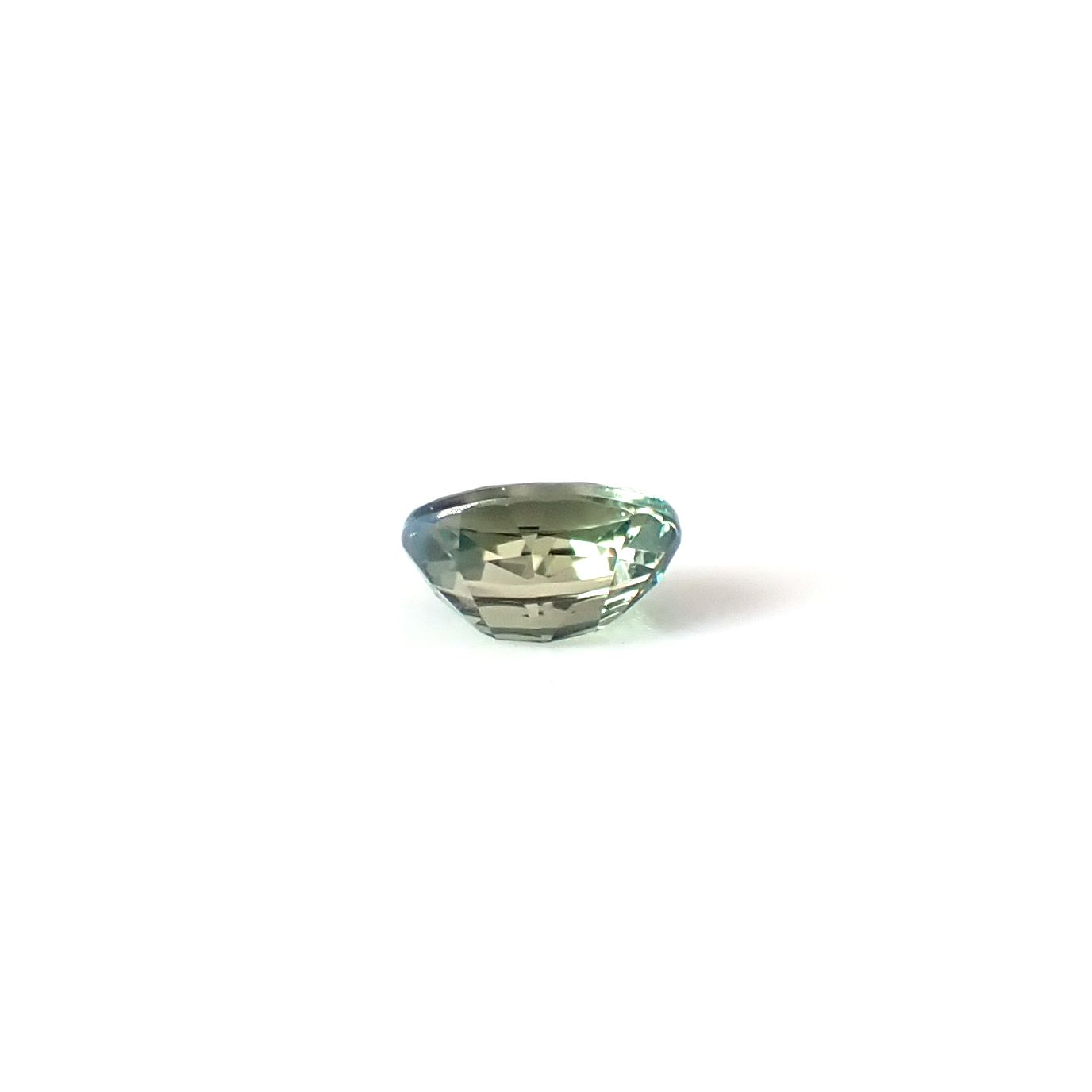アレキサンドライト ブラジル産 EmeraldMains社製 0.23ct / 4.3x3mm前後 [260131571]