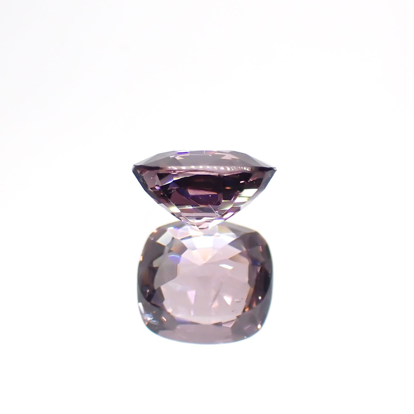 パープルスピネル(宝石名スピネル)ビルマ産 1.20ct 識別済[231124304]6.8x6.3mm前後