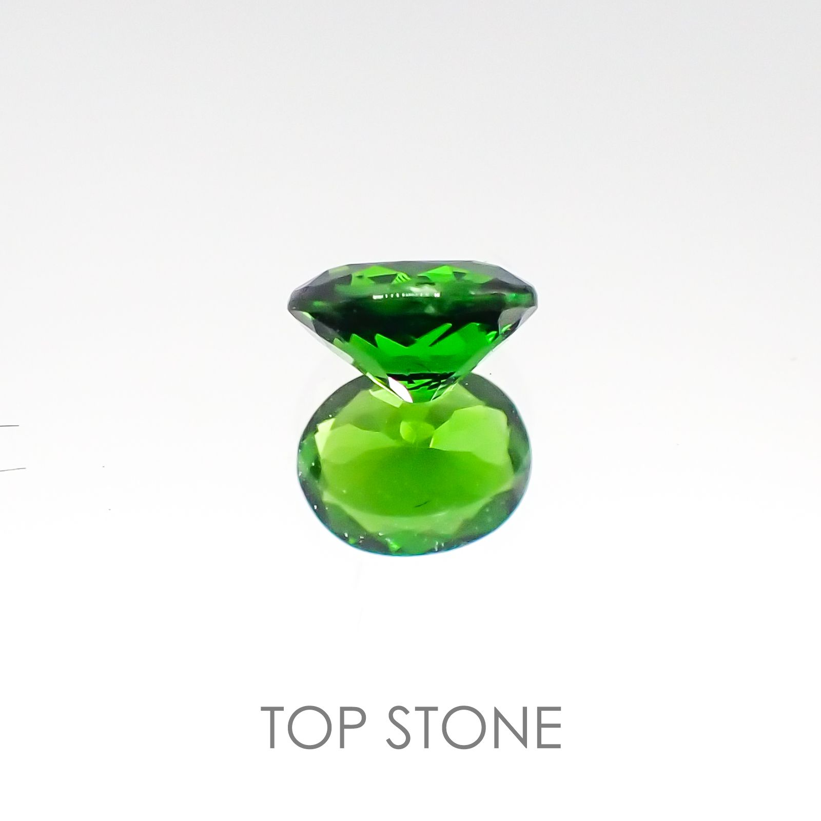 クロムダイオプサイド ロシア産 ルース 0.36ct[20084973]4.9×3.9mm前後