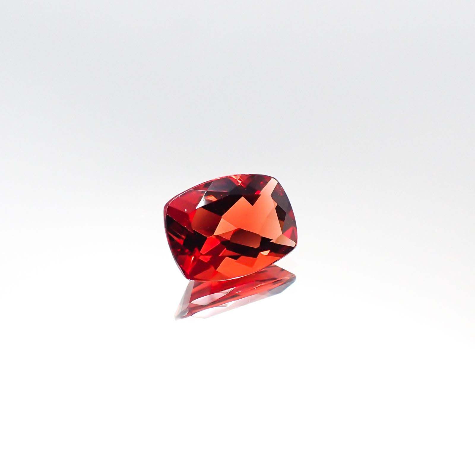 アンデシン(宝石名アンデシン/ラブラドライト)チベット産 1.11ct 識別済[230622480]8.1x6.2mm前後
