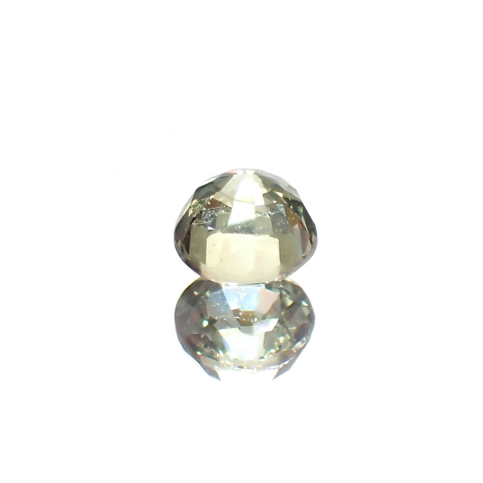 グリーンクリソベリル(宝石名クリソベリル)スリランカ/マダガスカル産 識別済 0.29ct / 3.5x3.5mm前後 [220114470]