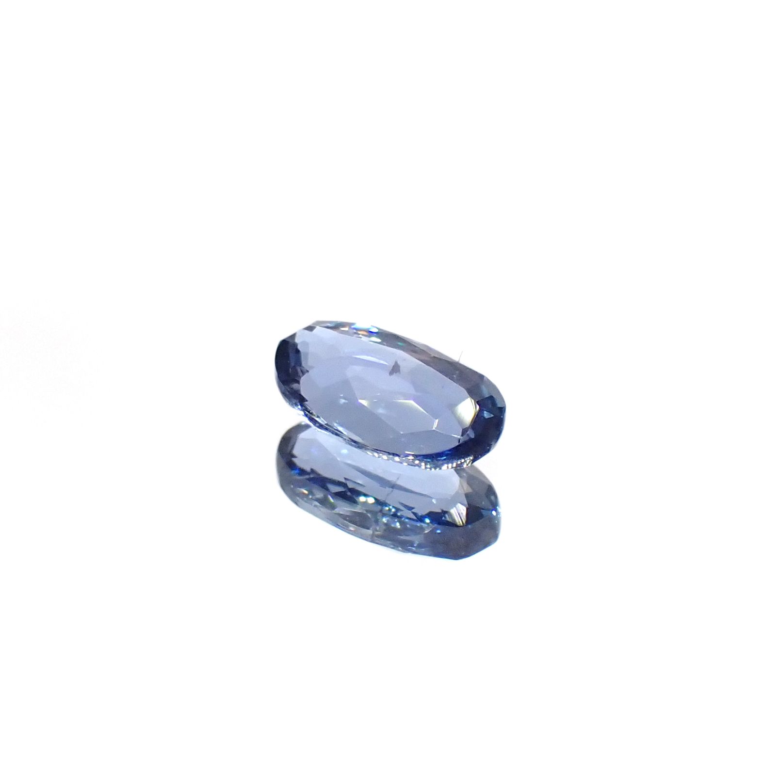 タトゥーアクアマリン ブラジル・ミナスジェライス州タトゥー鉱山産 0.44ct[240427178]6.4x4.1mm前後
