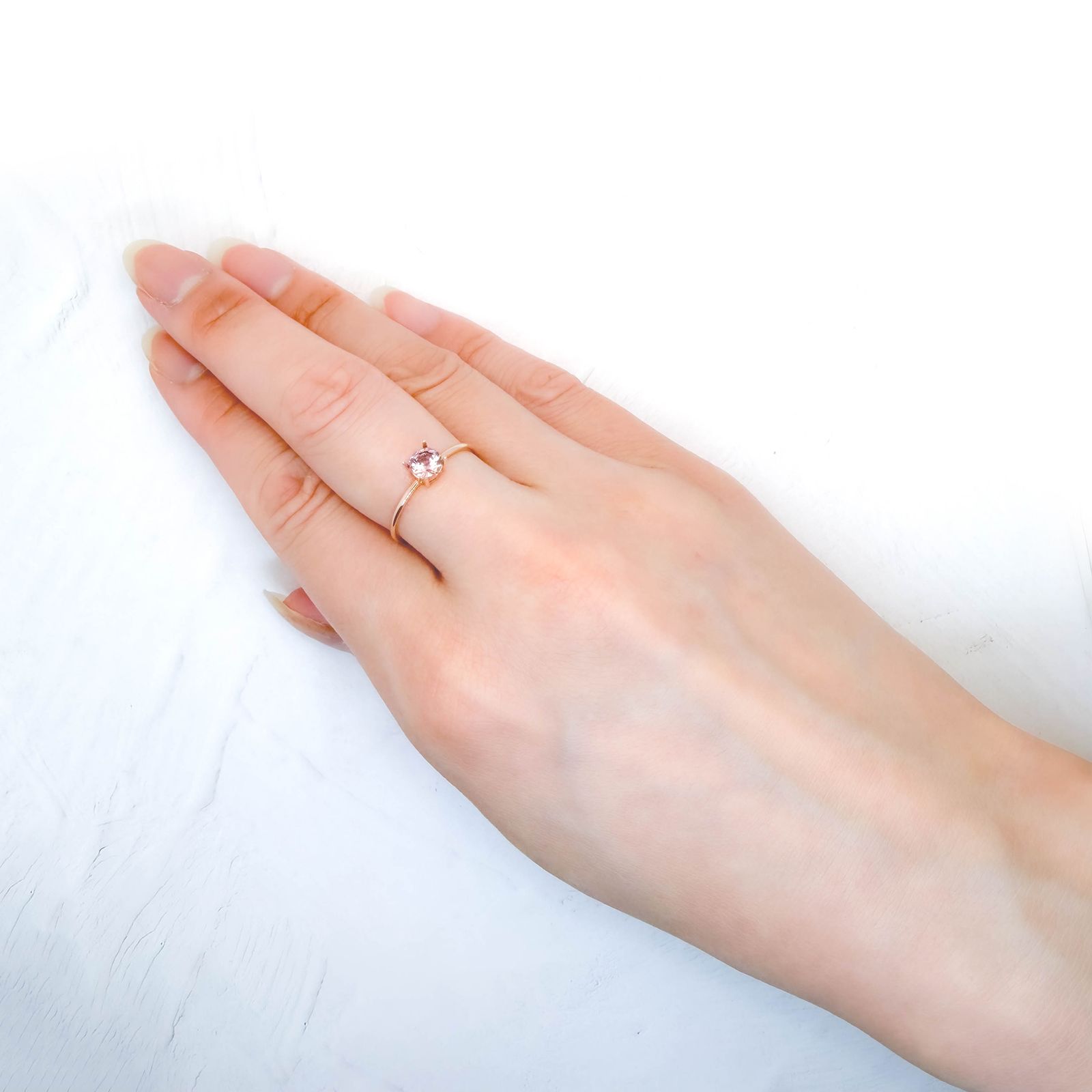 ドラゴンガーネット タンザニア産 0.60ct / 5x5mm前後 [260532242]