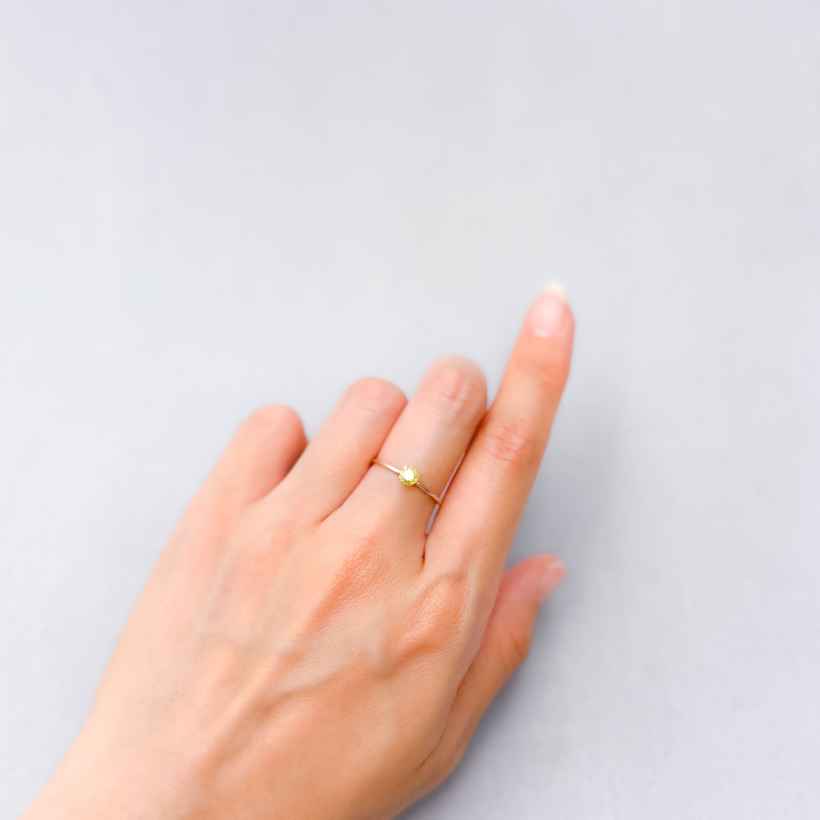 パロットクリソベリル(宝石名クリソベリル)インド産 0.35ct 識別済[220114521]3.9x3.9mm前後