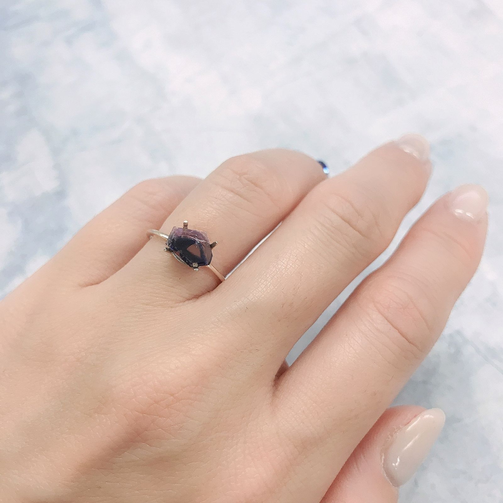 ◇カスタムカット◇ウィンザーサファイア(宝石名サファイア)タンザニア・ウィンザー産 1.00ct 識別済[220515944]8.1x6.4mm前後