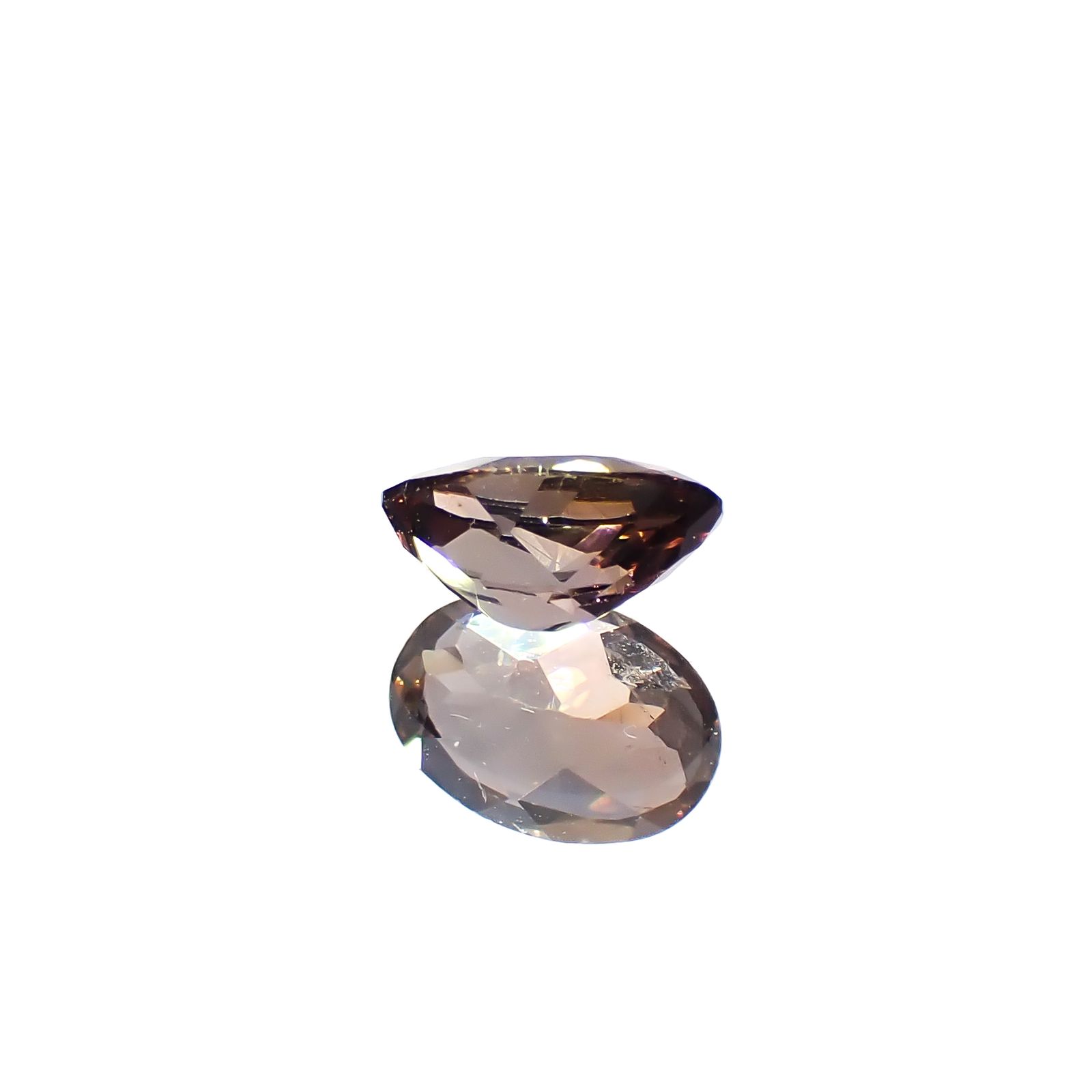 アキシナイト パキスタン産 0.42ct[240628148]5.7x3.9mm前後