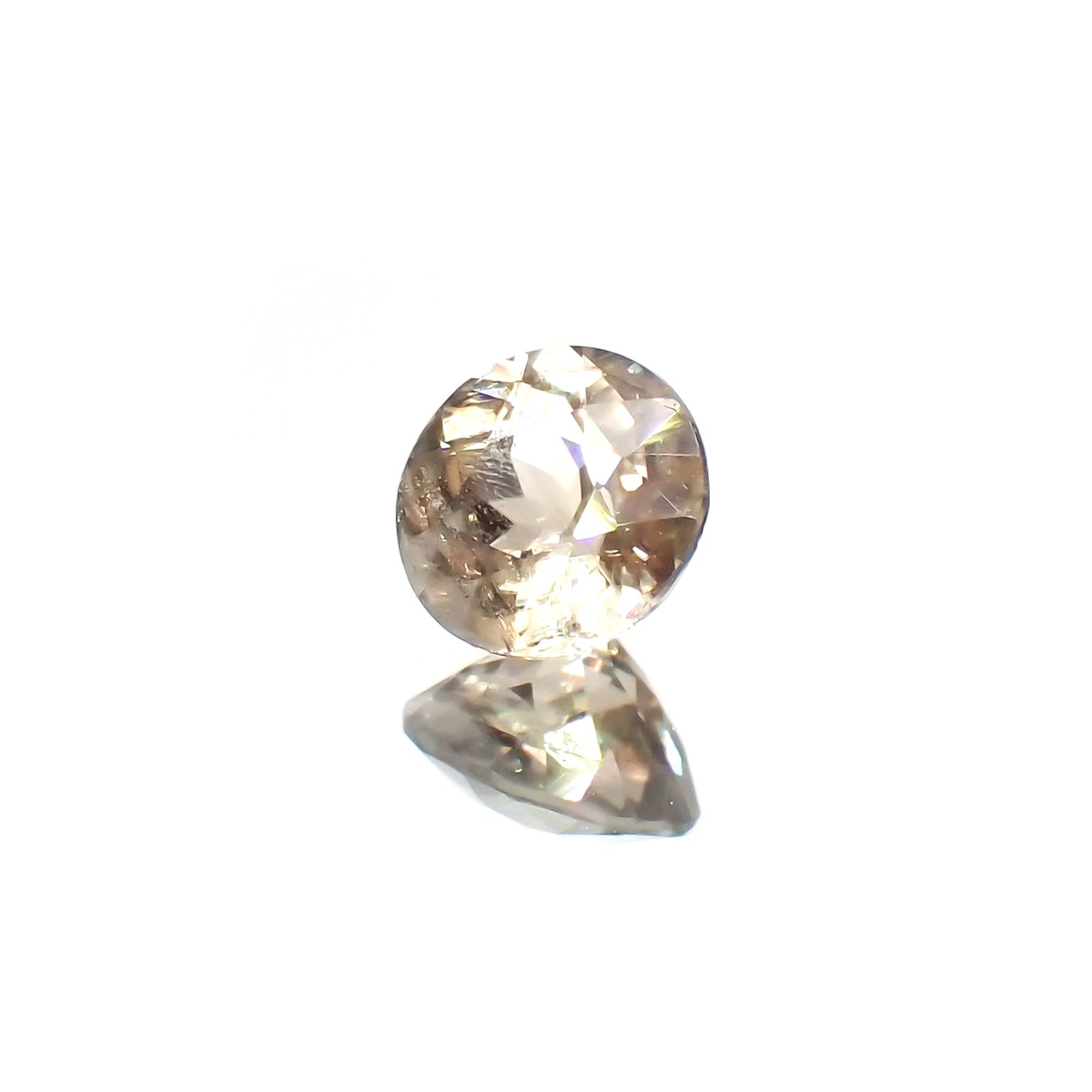 ダイアスポア(宝石名ダイアスポア)トルコ産 識別済 0.87ct / 5.9x5.9mm前後 [2511516030]