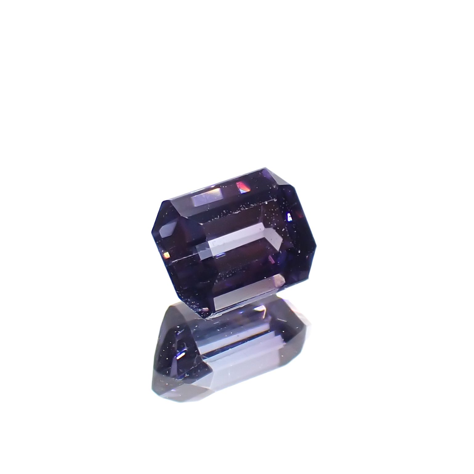 バイカラースピネル タンザニア/マダガスカル産 0.82ct[230722681]5.6x4.1mm前後