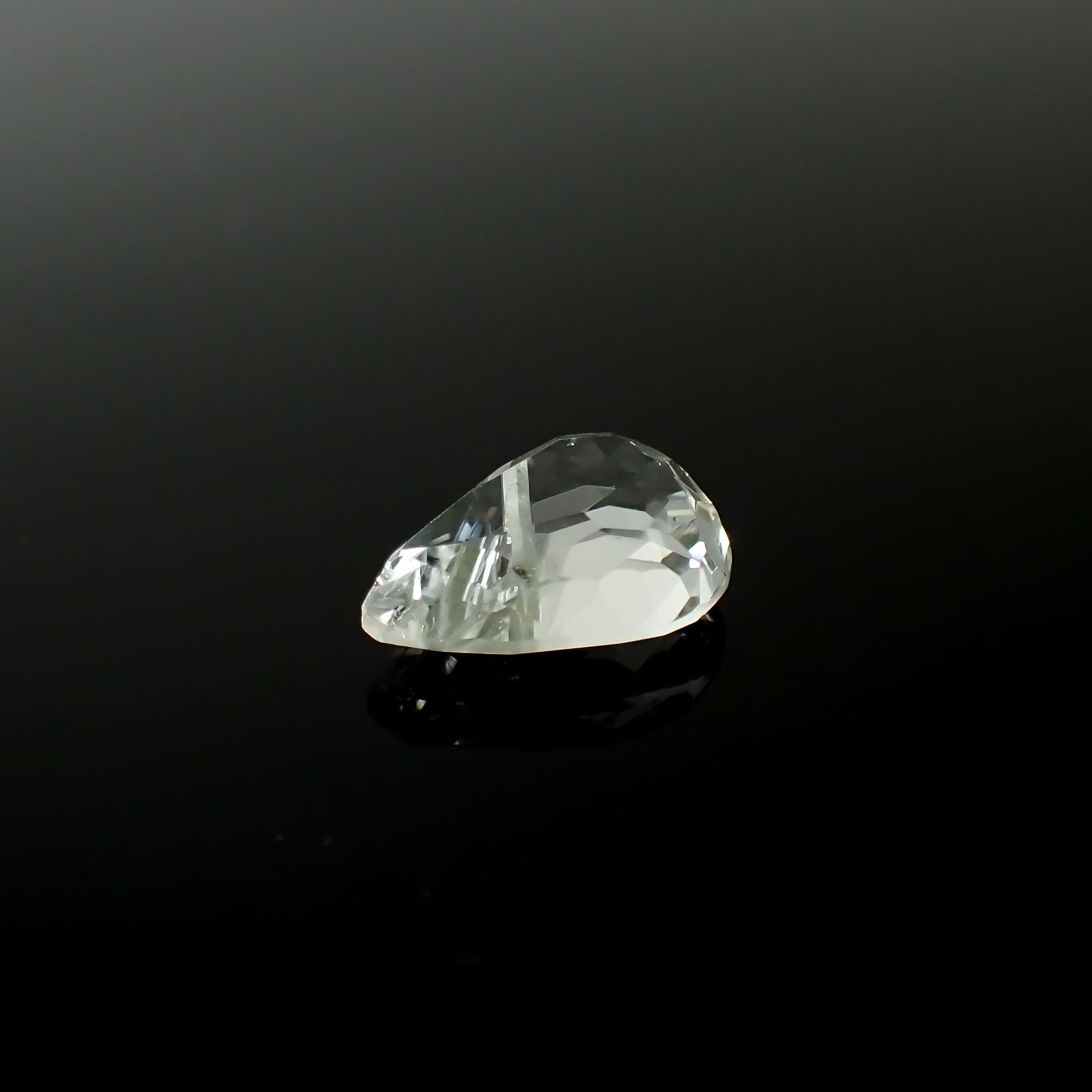 アパタイトイントパーズ(宝石名アパタイト イン トパーズ)ブラジル産 11.67ct 識別済[240225926]17x11.5mm前後