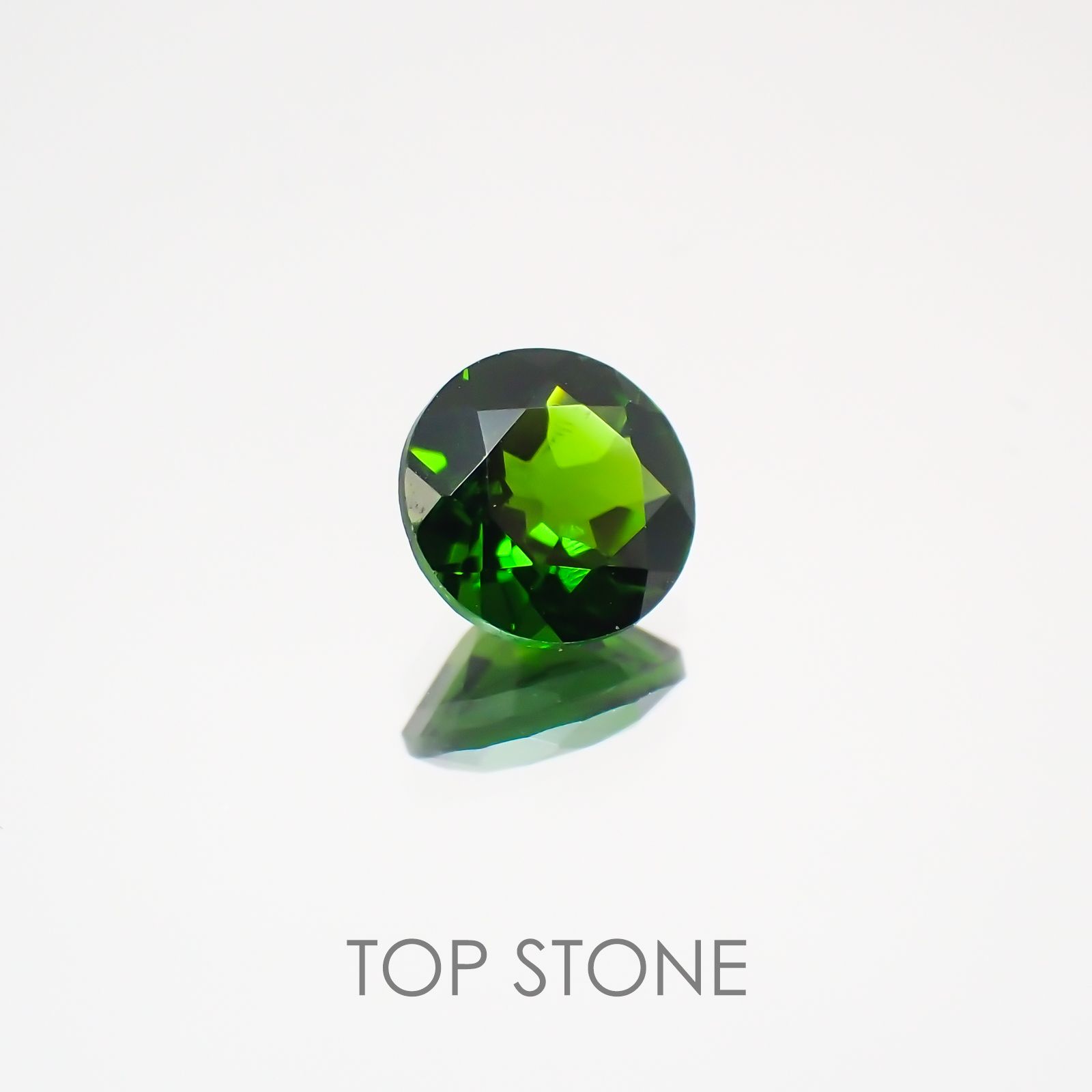 クロムダイオプサイド(宝石名クロム・ダイオプサイド) ロシア産 0.48ct 識別済[21079934]5.1×5.1mm前後