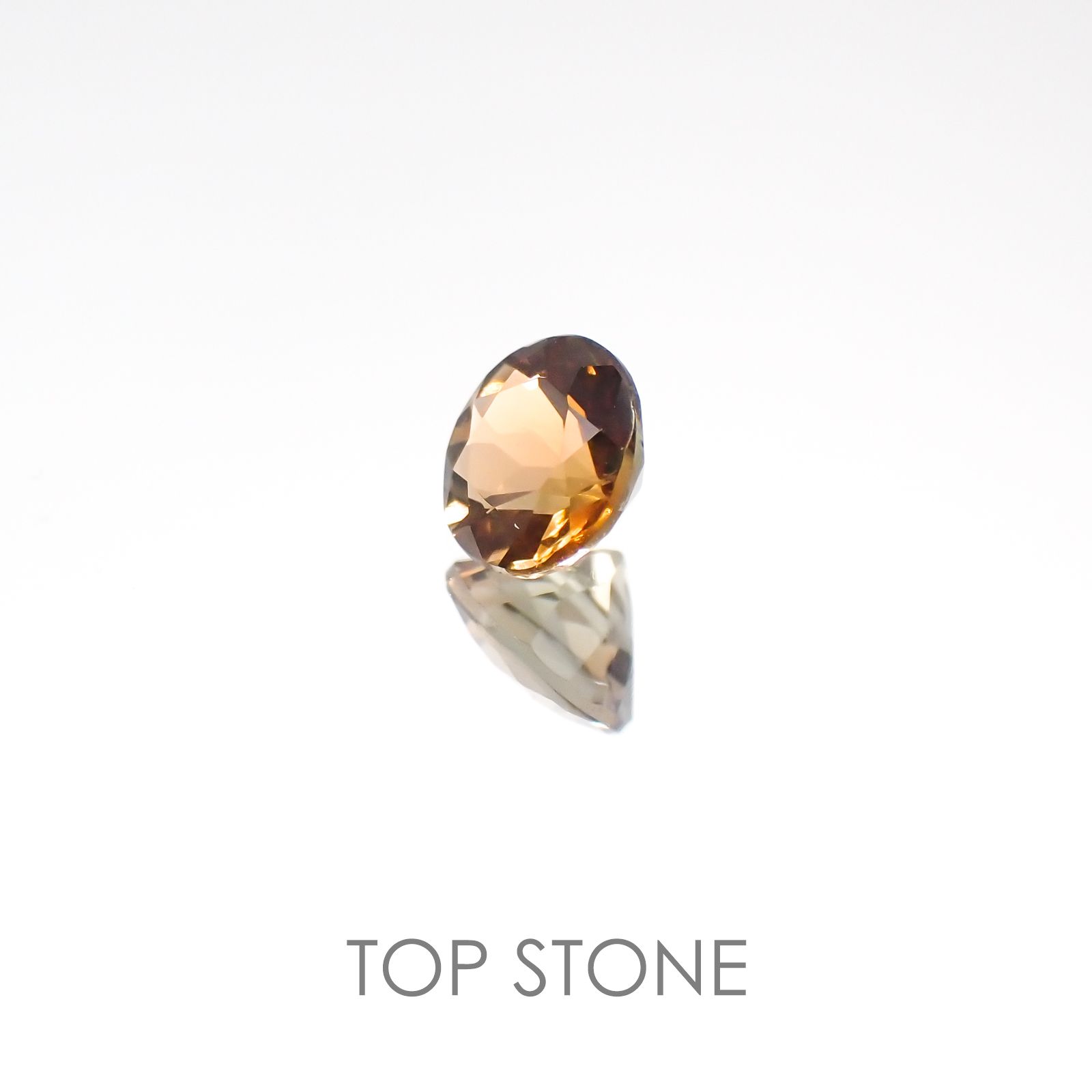 バイカラーアンダリュサイト スリランカ産 ルース 0.45ct[20117470]5×4.9mm前後