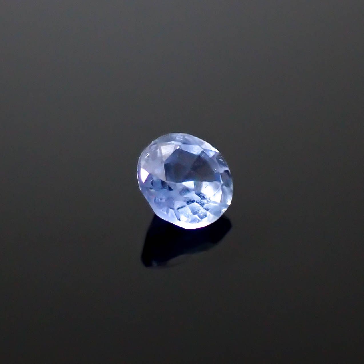 カシミールサファイア 非加熱(宝石名ブルー・サファイア)インド・カシミール地方産 0.38ct GIA鑑付[250530412]4.14x4.22mm前後