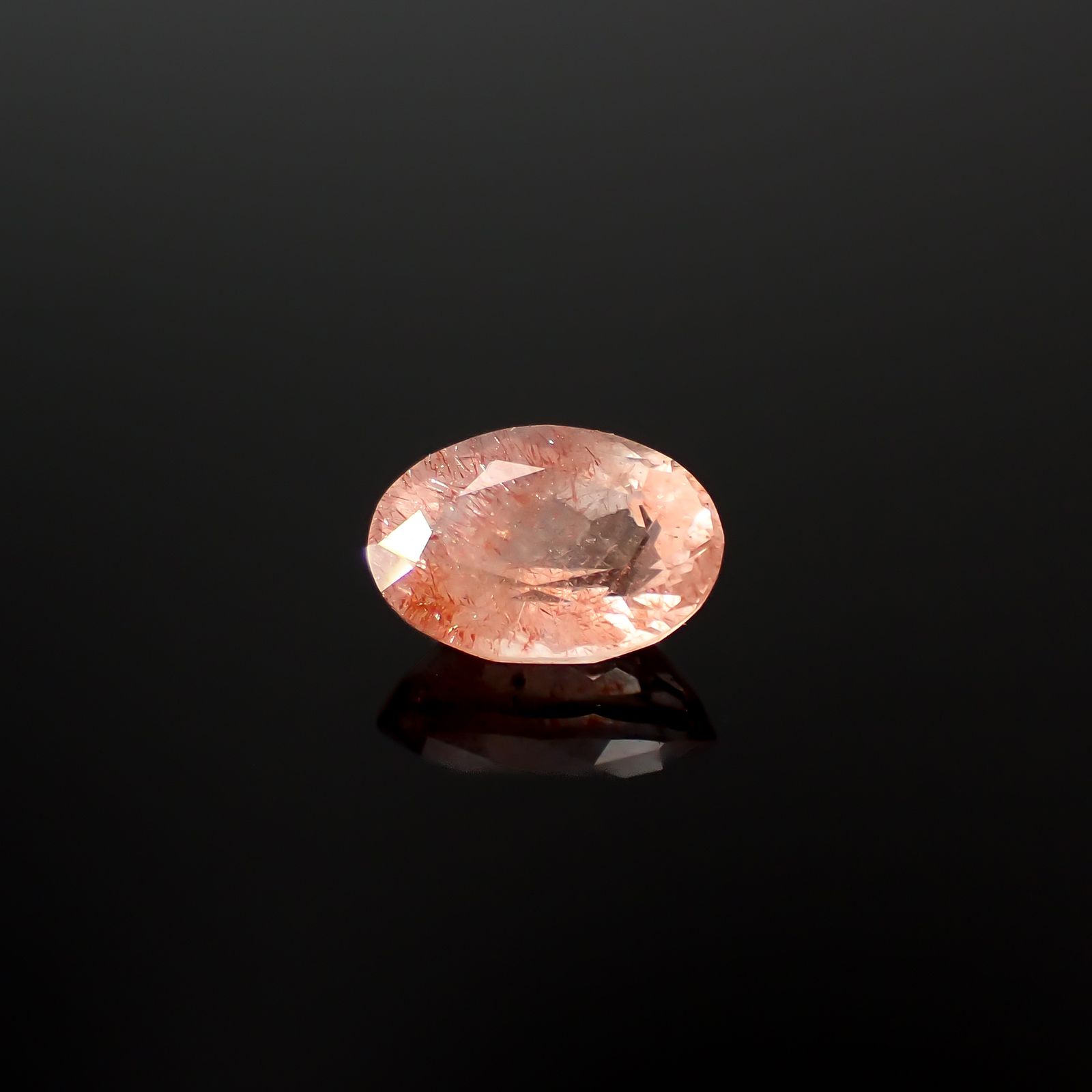 ストロベリークォーツ カザフスタン産 0.89ct[240628296]7.4x5.1mm前後