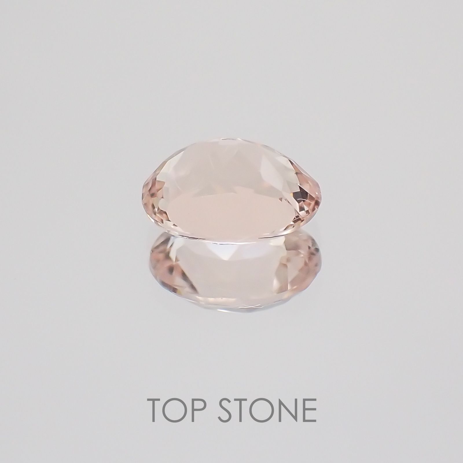 モルガナイト ナイジェリア産 ルース 0.75ct[21019103]6.7×5.2mm前後