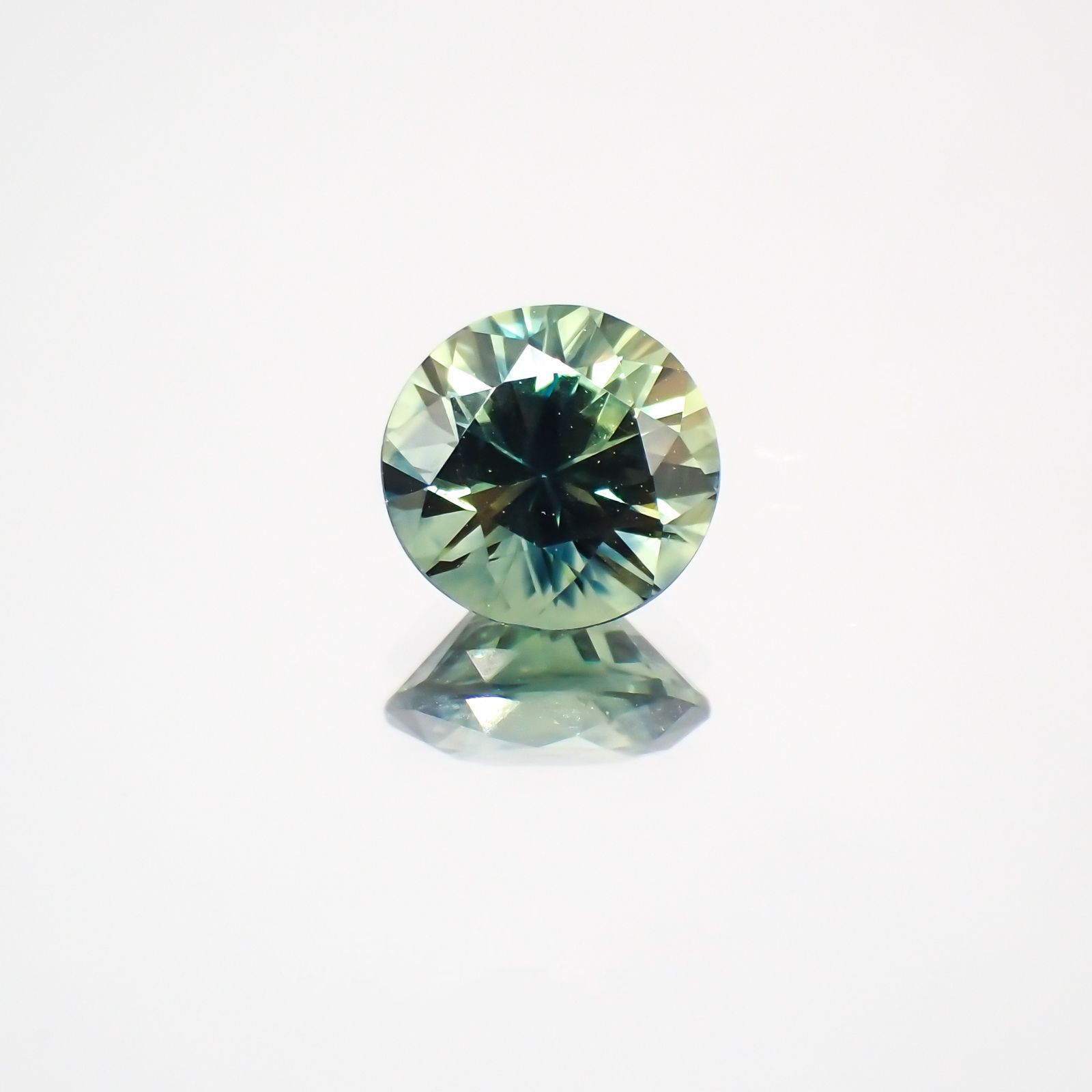 モンタナサファイア アメリカ産 ルース 0.79ct[210410621]5.5×5.5mm前後