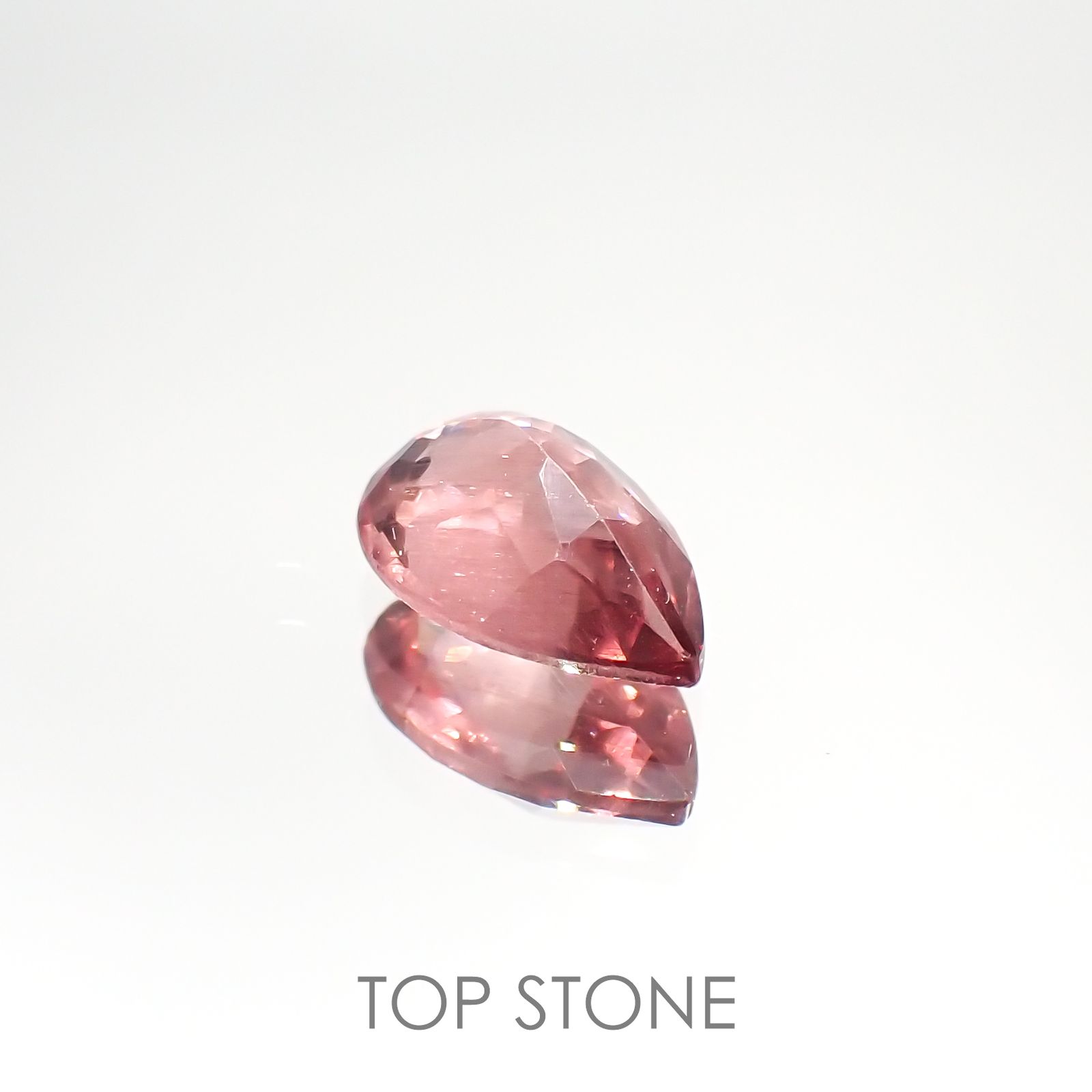 ピンクアパタイト(宝石名アパタイト) ブラジル産 1.62ct 識別済[210912465]9.8×6.2mm前後