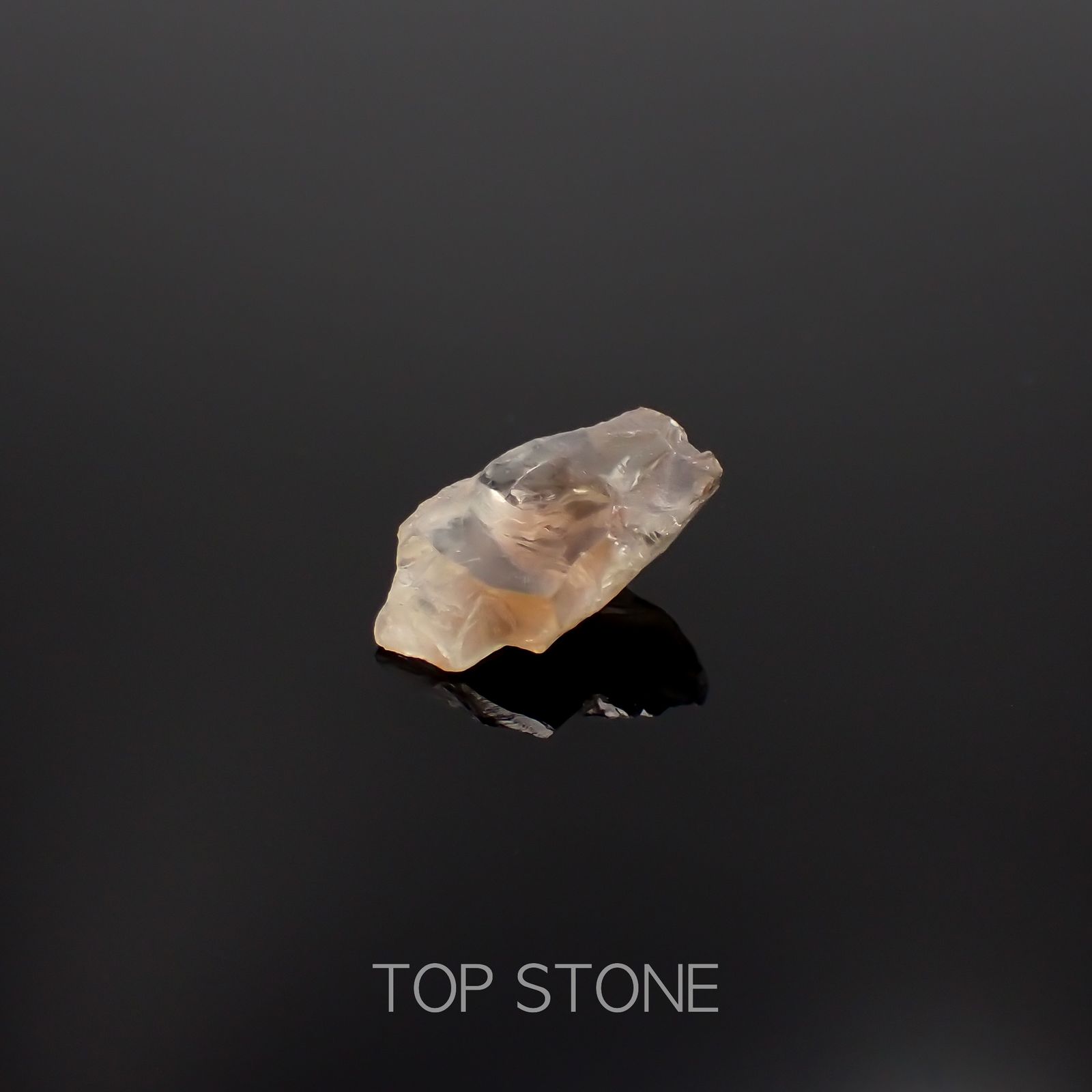 オレゴンサンストーン原石 アメリカ・オレゴン州産 3.05ct[230220414]13.4x9.3mm前後