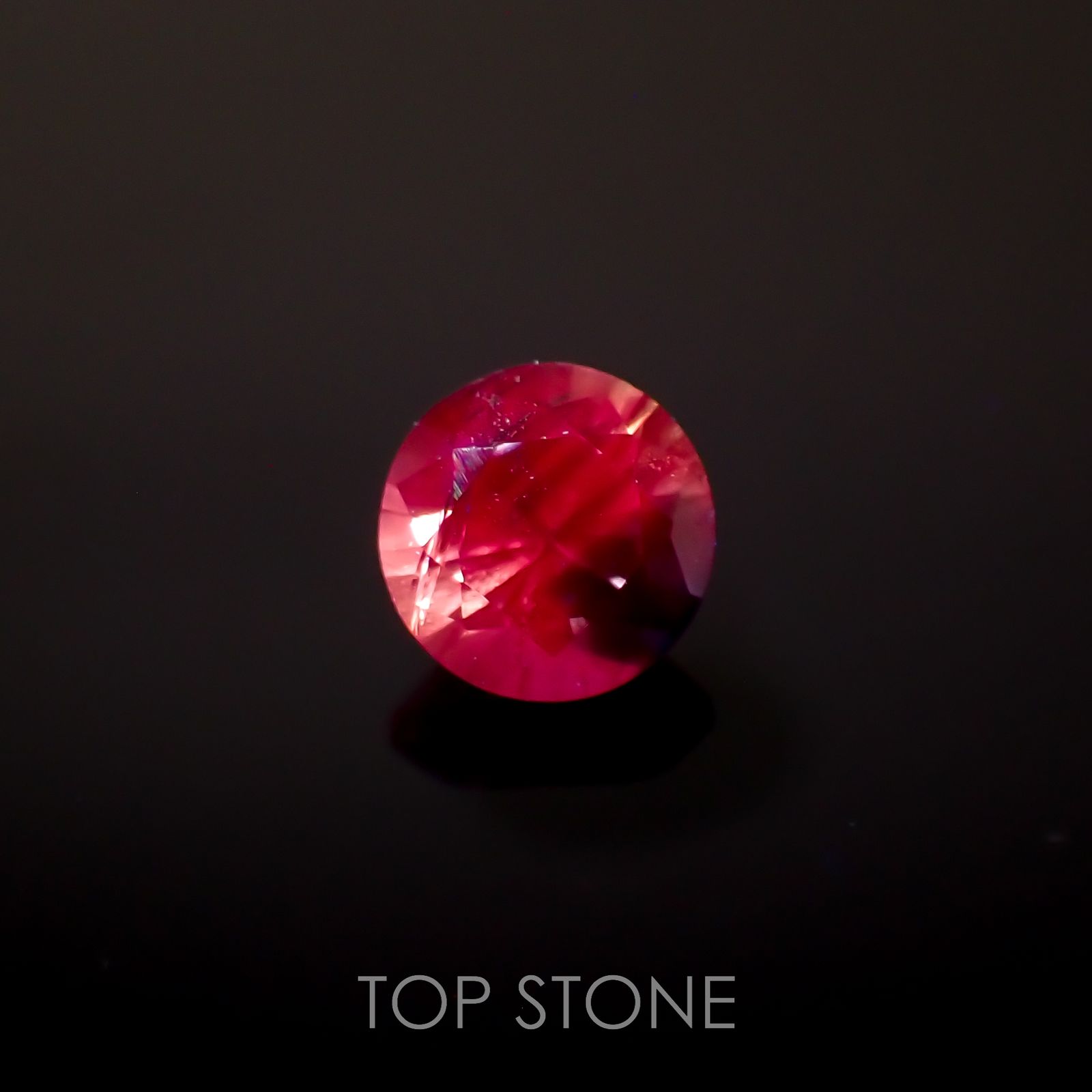ウィンザーサファイア タンザニア・ウィンザー産 0.24ct[221219265]3.5x3.5mm前後