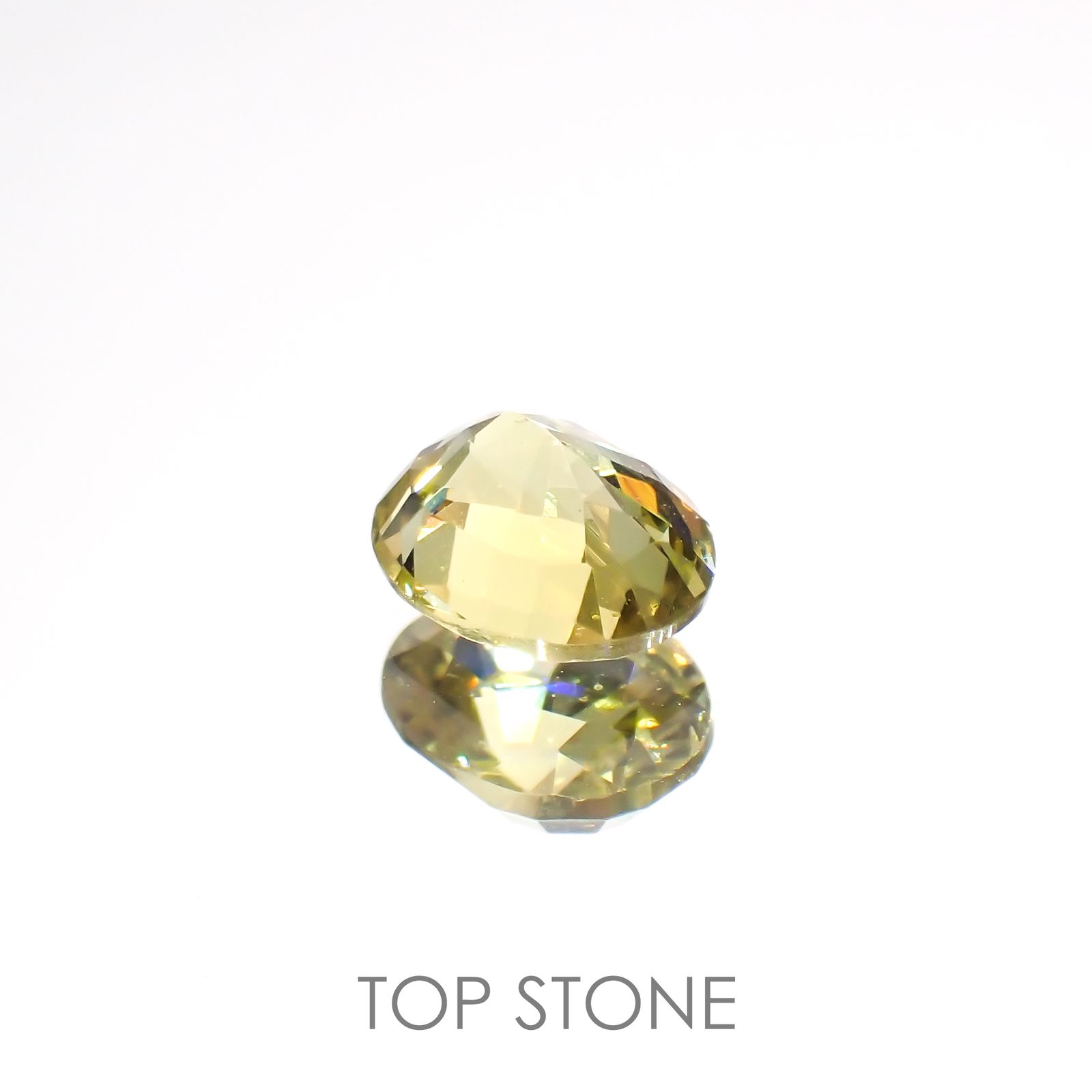 マリガーネット(宝石名グロッシュラー アンドラダイト・ガーネット)マリ共和国産 0.96ct 識別済[220115232]6.4x5.3mm前後