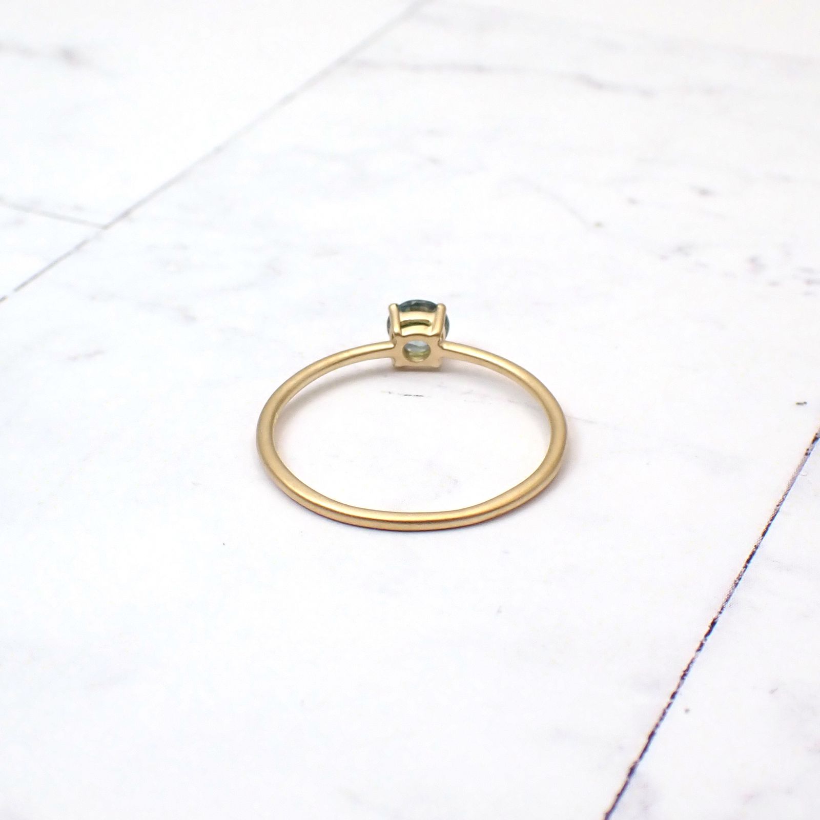 リング空枠：石留め▶サファイア（お客様製作例）