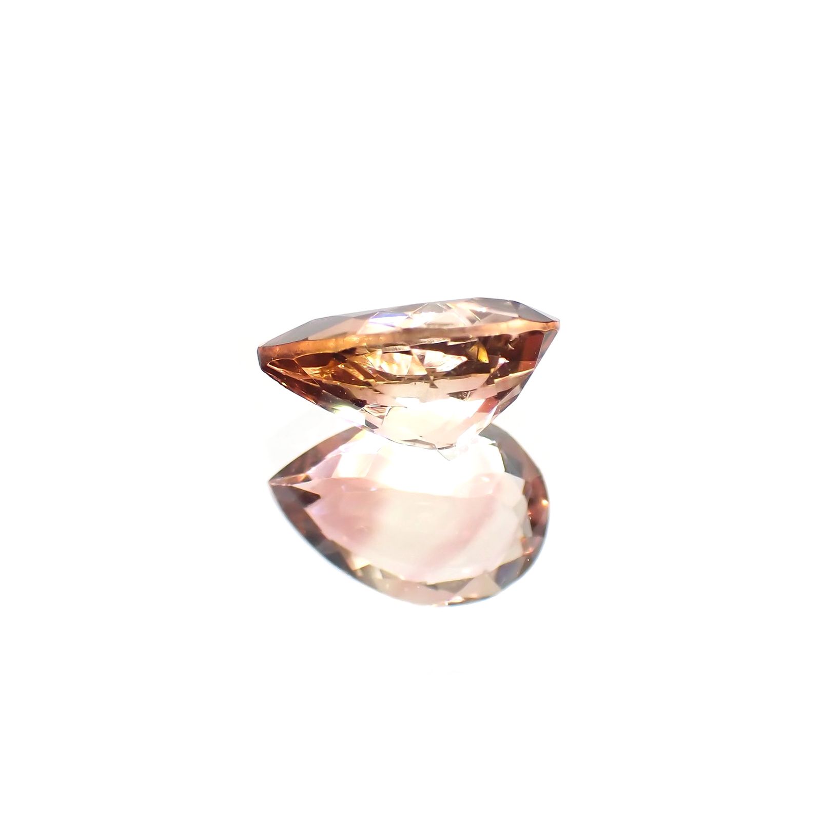 バイカラートルマリン(宝石名バイカラー・トルマリン) コンゴ民主共和国産 1.865ct ソ付(彩珠)[211013601]10×6.9mm前後