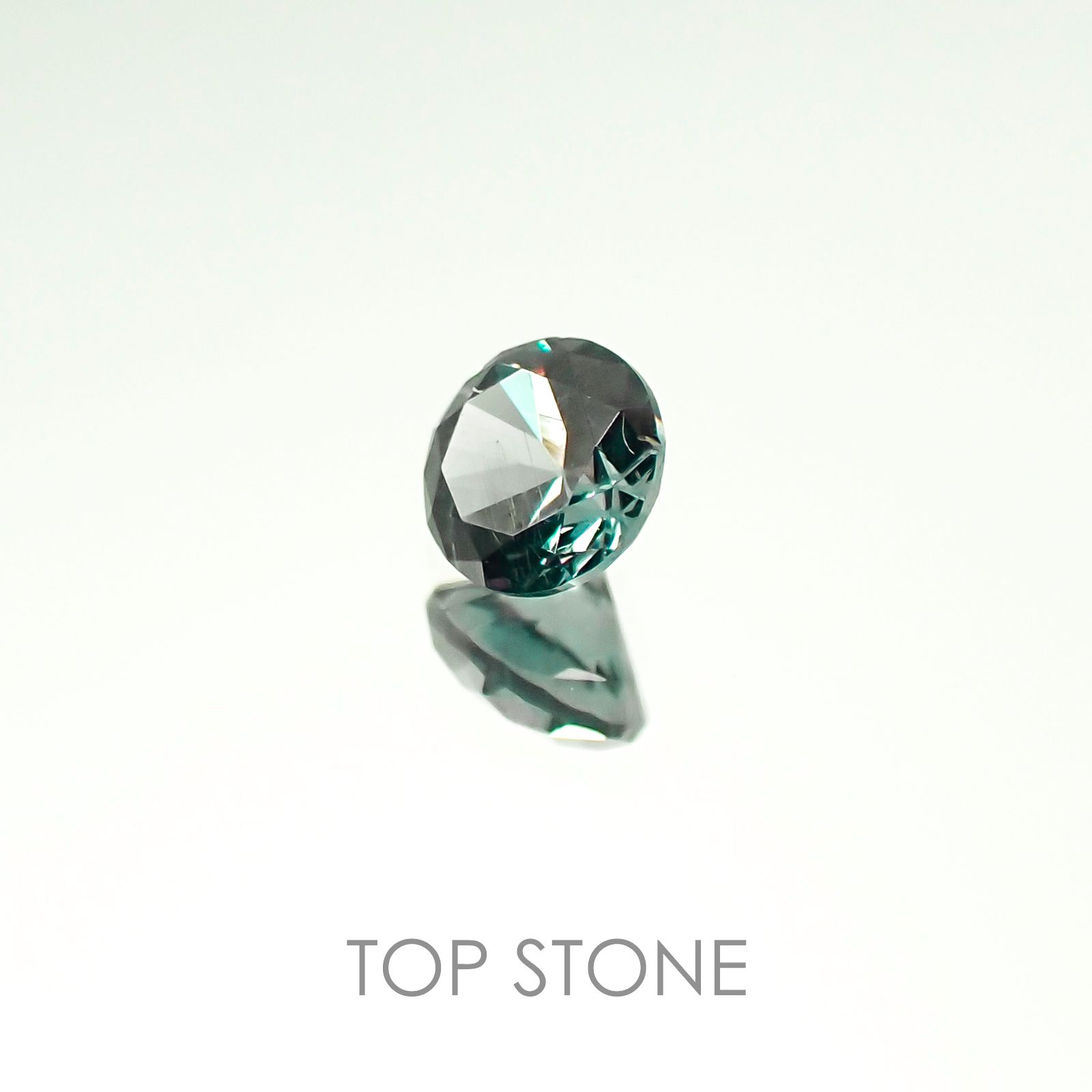 カラーチェンジガーネット(アレキタイプ) マダガスカル・ベキリー産 ルース 0.246ct[20106638]3.7×3.7mm前後