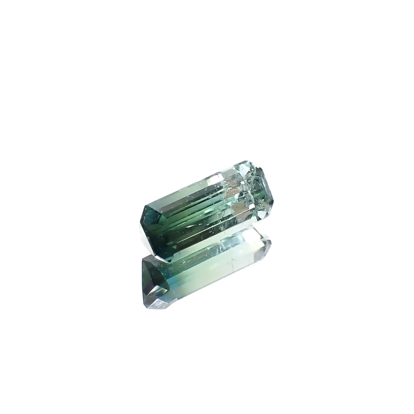 バイカラートルマリン アフガニスタン産 1.21ct [241029404]9.2x3.9mm前後