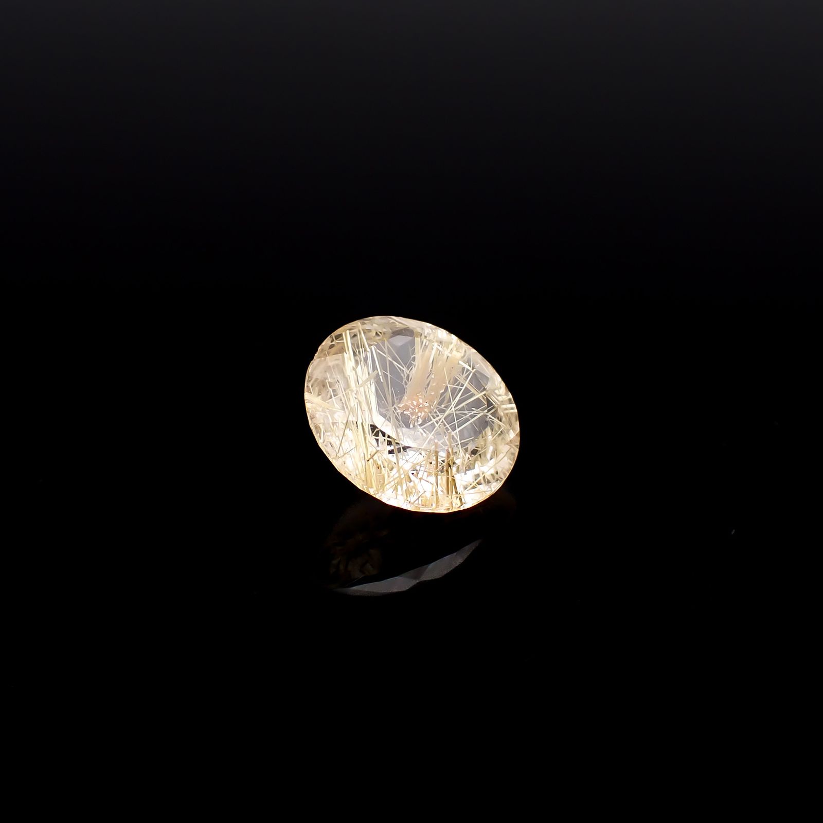 ルチルクォーツ ブラジル産 3.58ct / 10.6x10.7mm前後 [260732407]