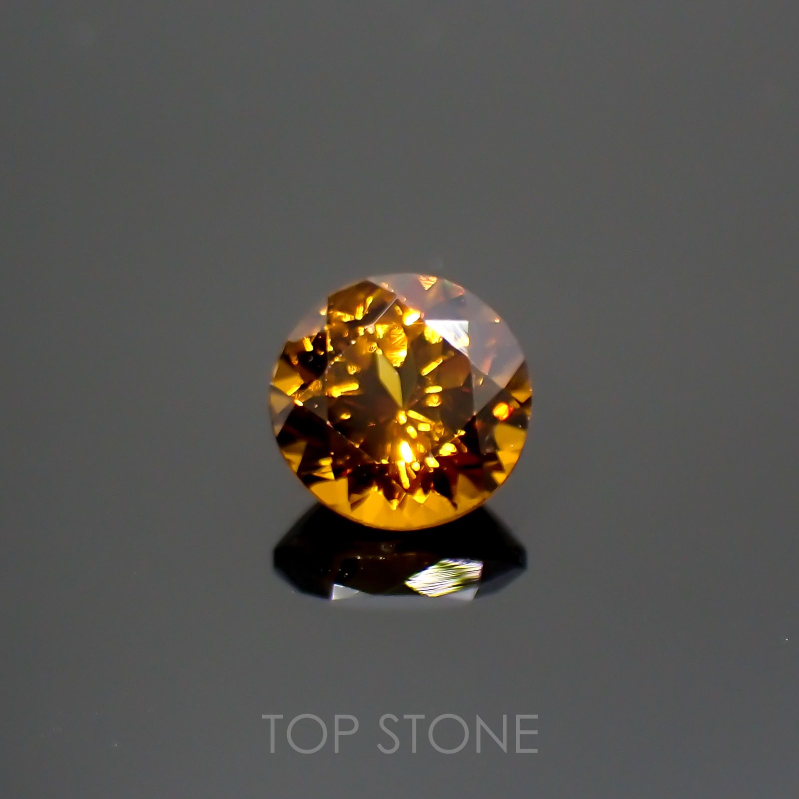 グロッシュラーアンドラダイトガーネット(宝石名グロッシュラー/アンドラダイト・ガーネット)ナミビア産 1.53ct 識別済[220114312]6.7x6.7mm前後