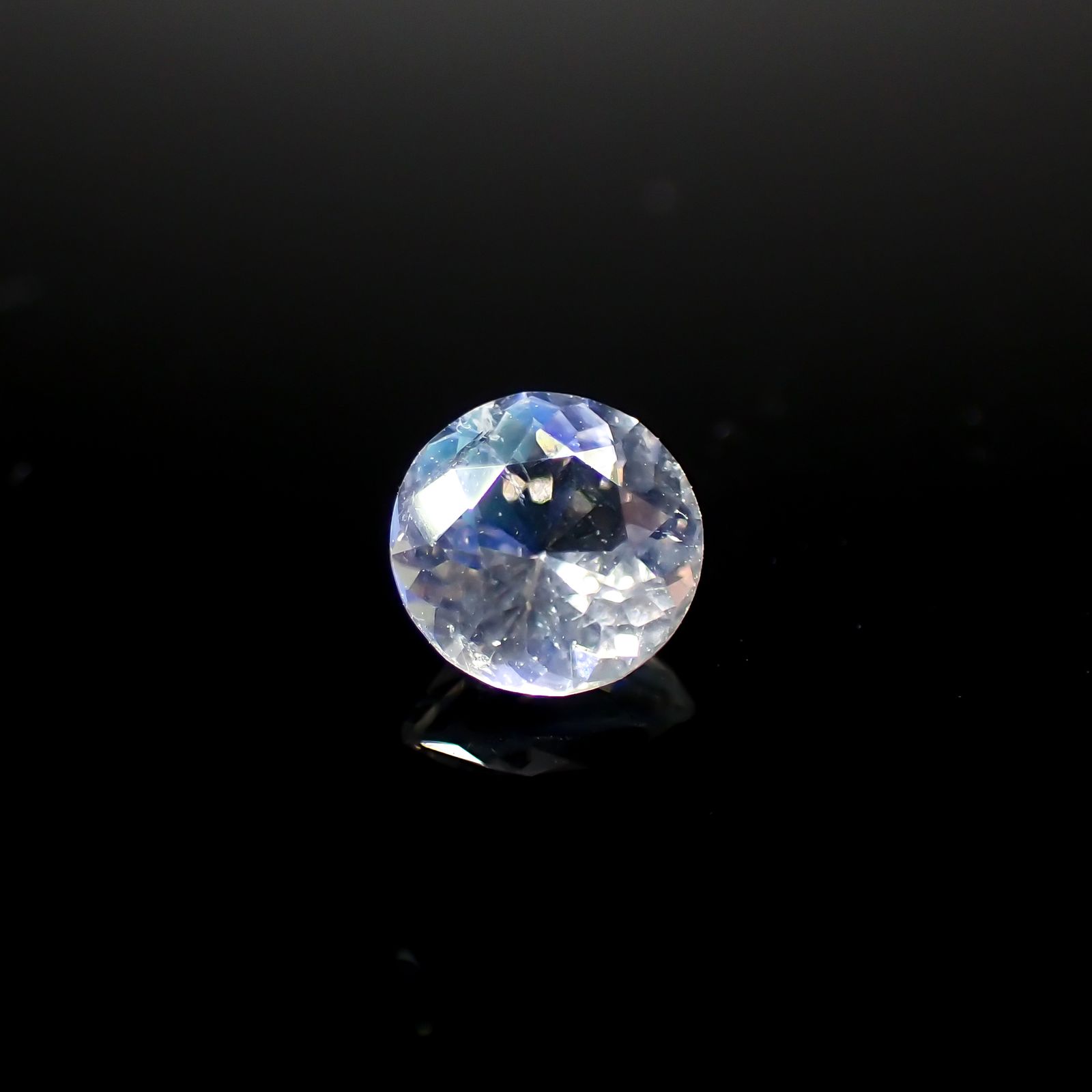 レインボームーンストーン ザンビア産 0.43ct[231224794]5x5mm前後