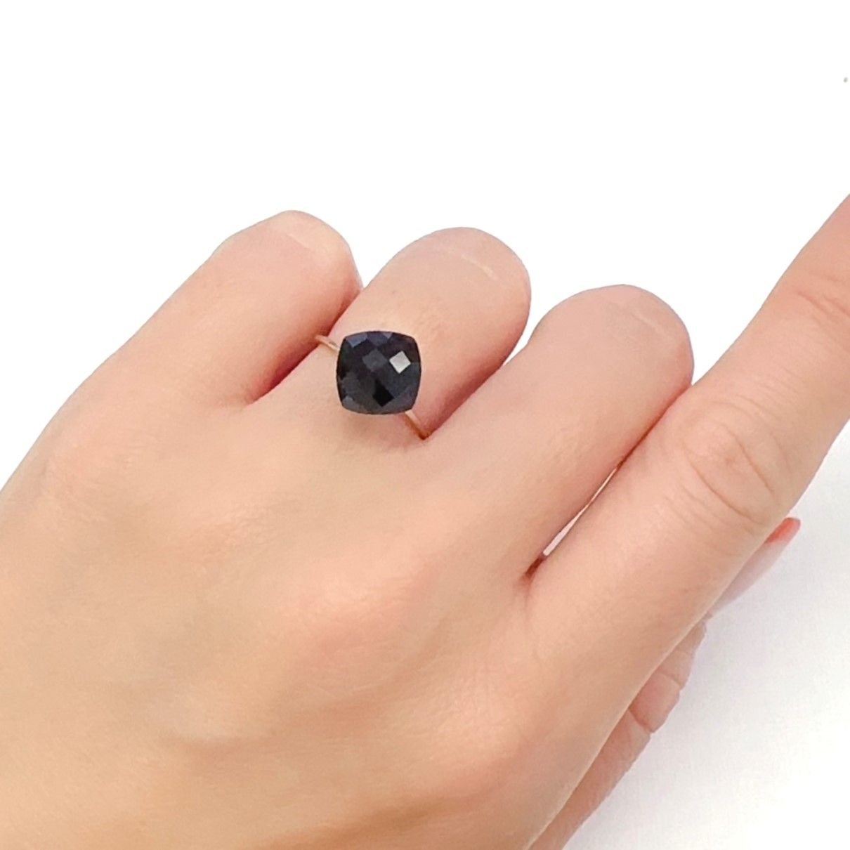 ◇チェッカーカット◇モリオン チベット産 2.93ct[240427378]9x9mm前後