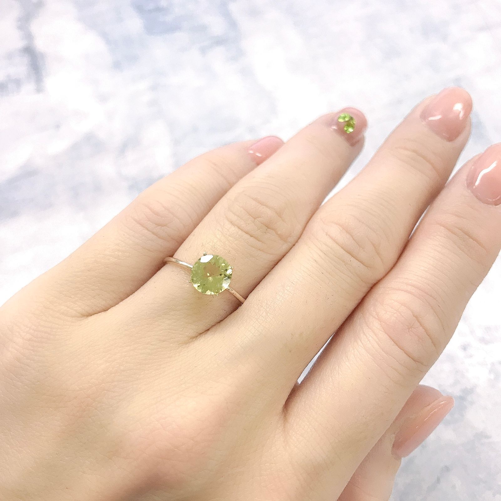 レモンイエローアパタイト(宝石名アパタイト)メキシコ産 1.15ct 識別済[220115472]7x6.8mm前後