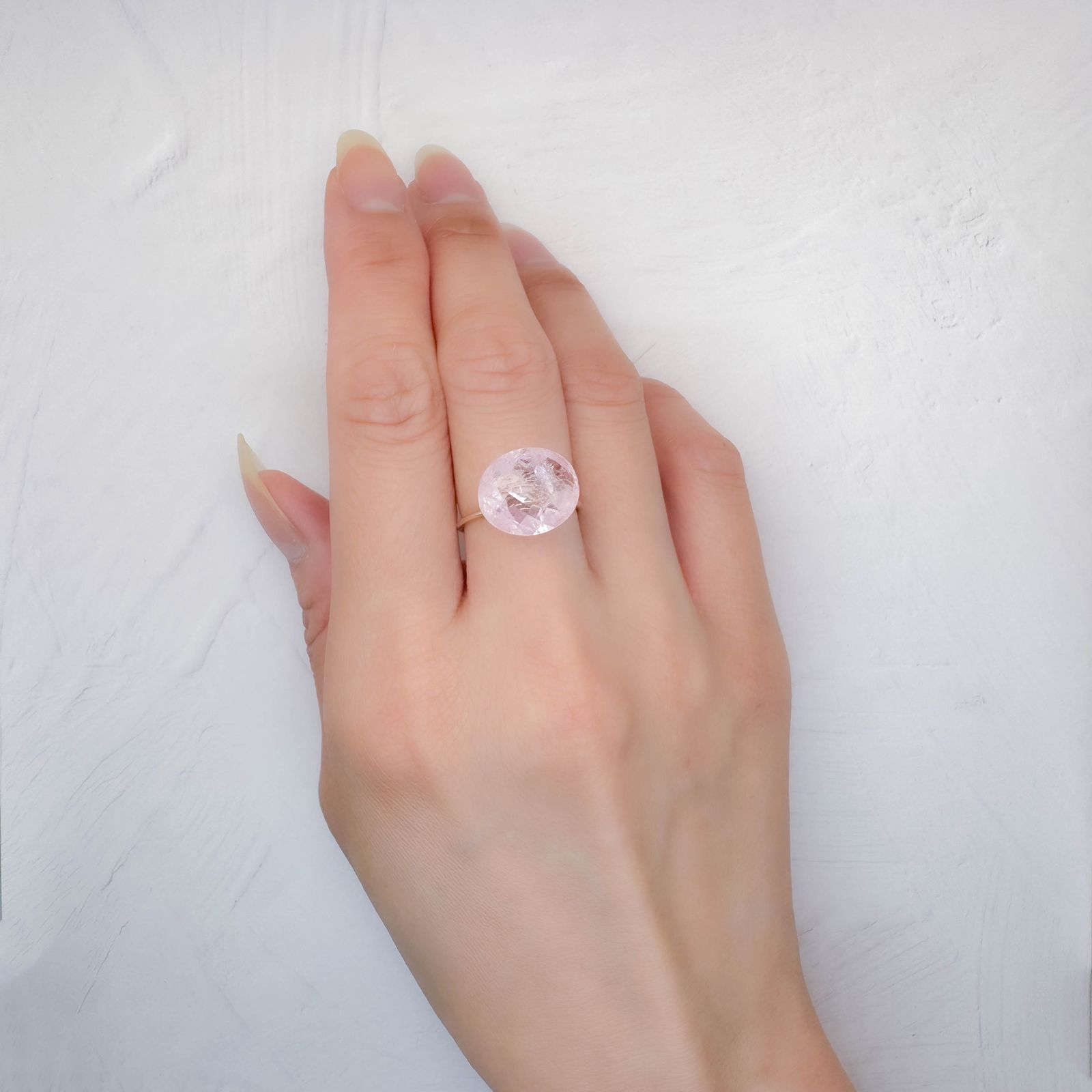 ◇チェッカーカット◇モルガナイト ブラジル産 5.26ct [250730871]13.3x11.3mm前後