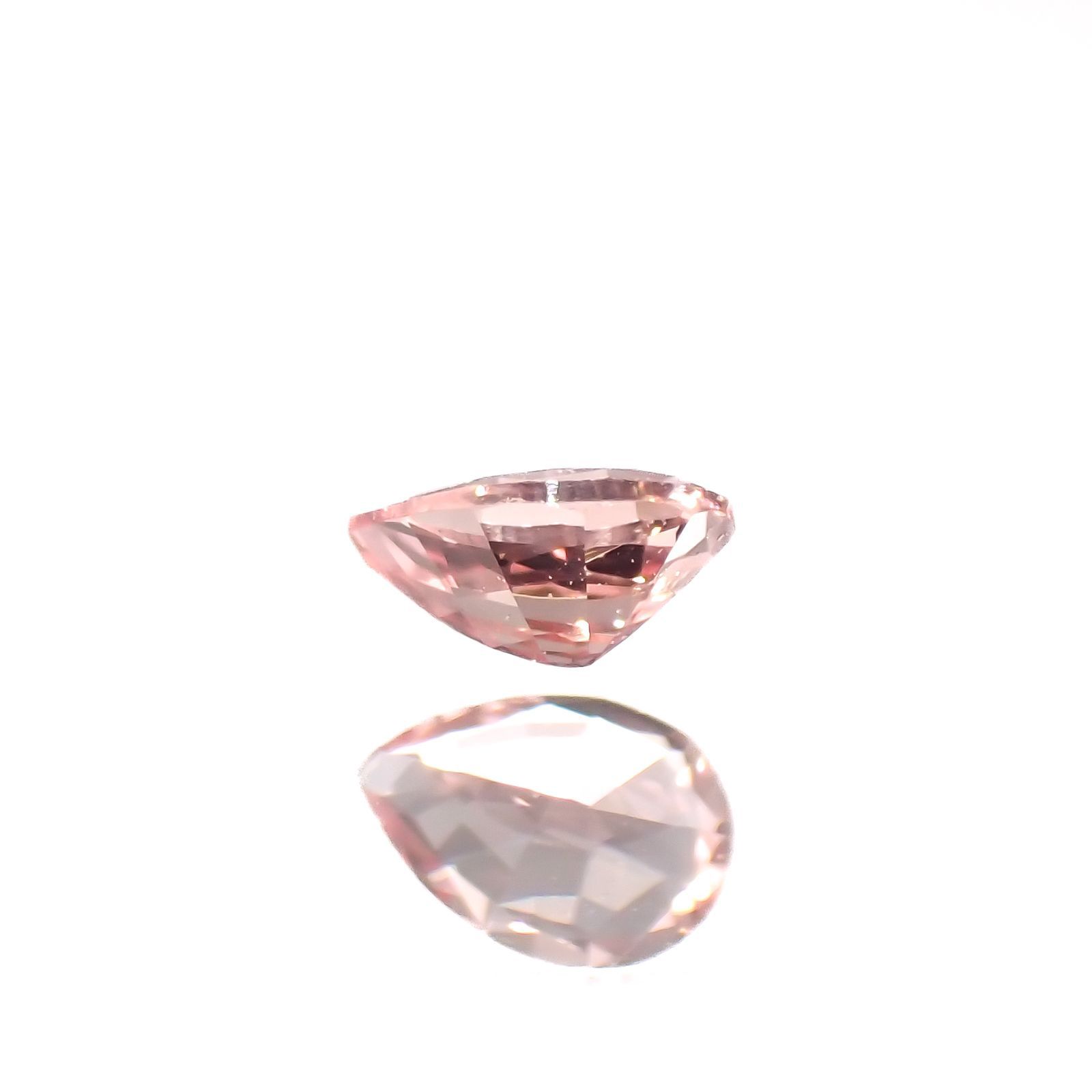パパラチャサファイア(宝石名サファイア/別名パパラチャ・サファイア)スリランカ産 0.068ct ソ付(日独)[221219640]3.02x2.11mm前後