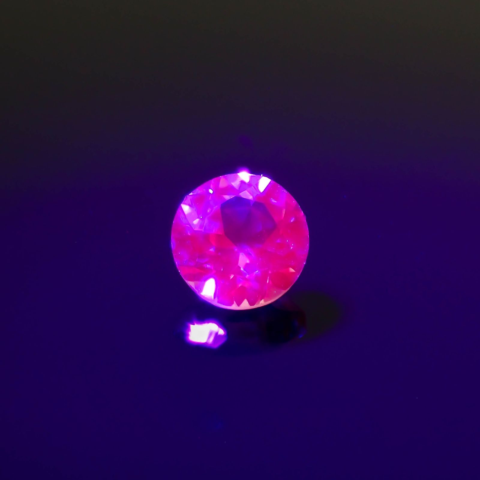 ドラゴンガーネット タンザニア産 0.46ct[230722957]4.5x4.5mm前後