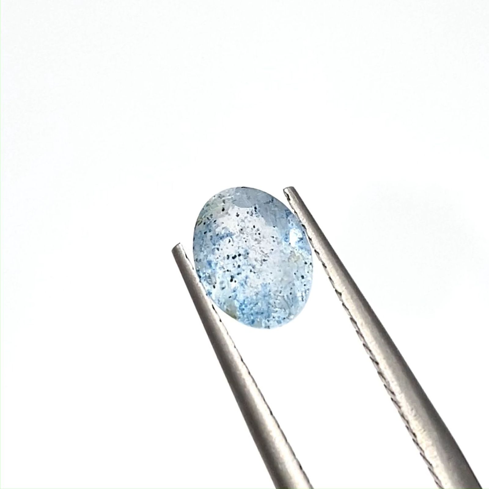ラズライトインクォーツ アフガニスタン産 0.85ct[221219671]7.4x5.7mm