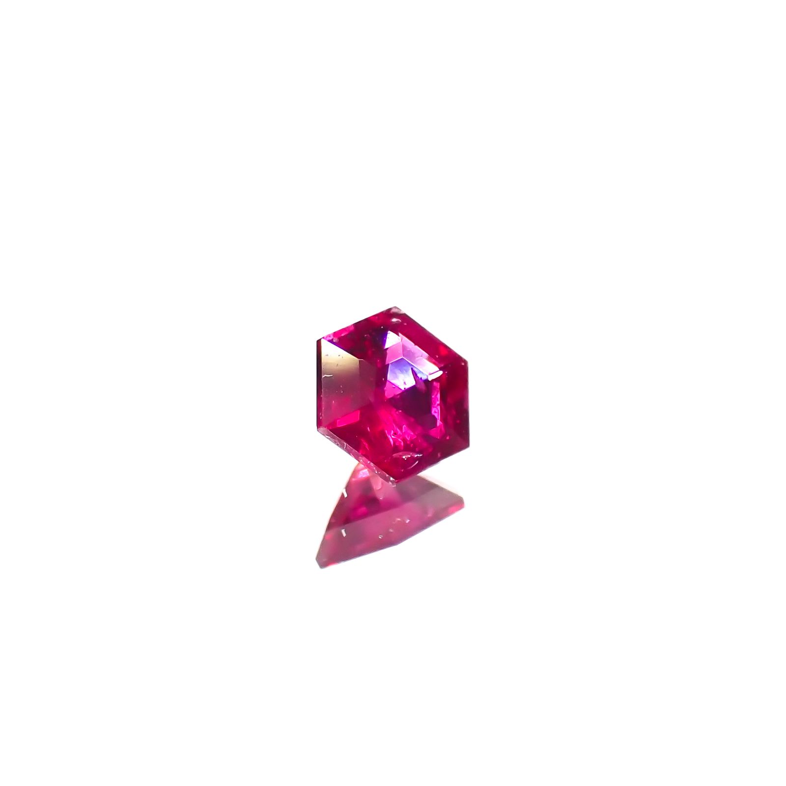 ◇ヘキサゴンカット◇ルビー 非加熱 モザンビーク産 0.22ct[240427111]3.6x3.5mm前後