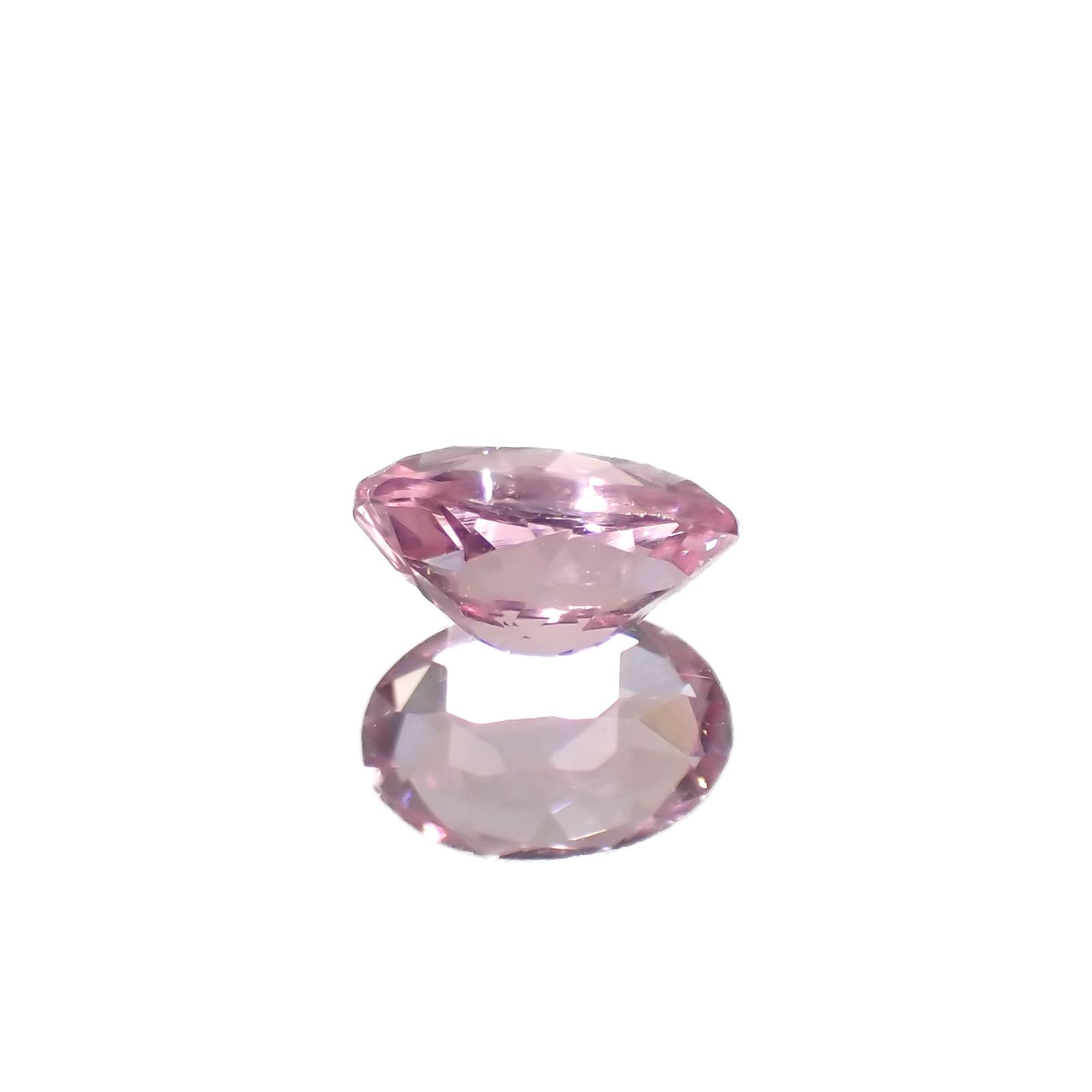 ドラゴンガーネット タンザニア産 0.60ct[230421454]5.8x4.1mm前後