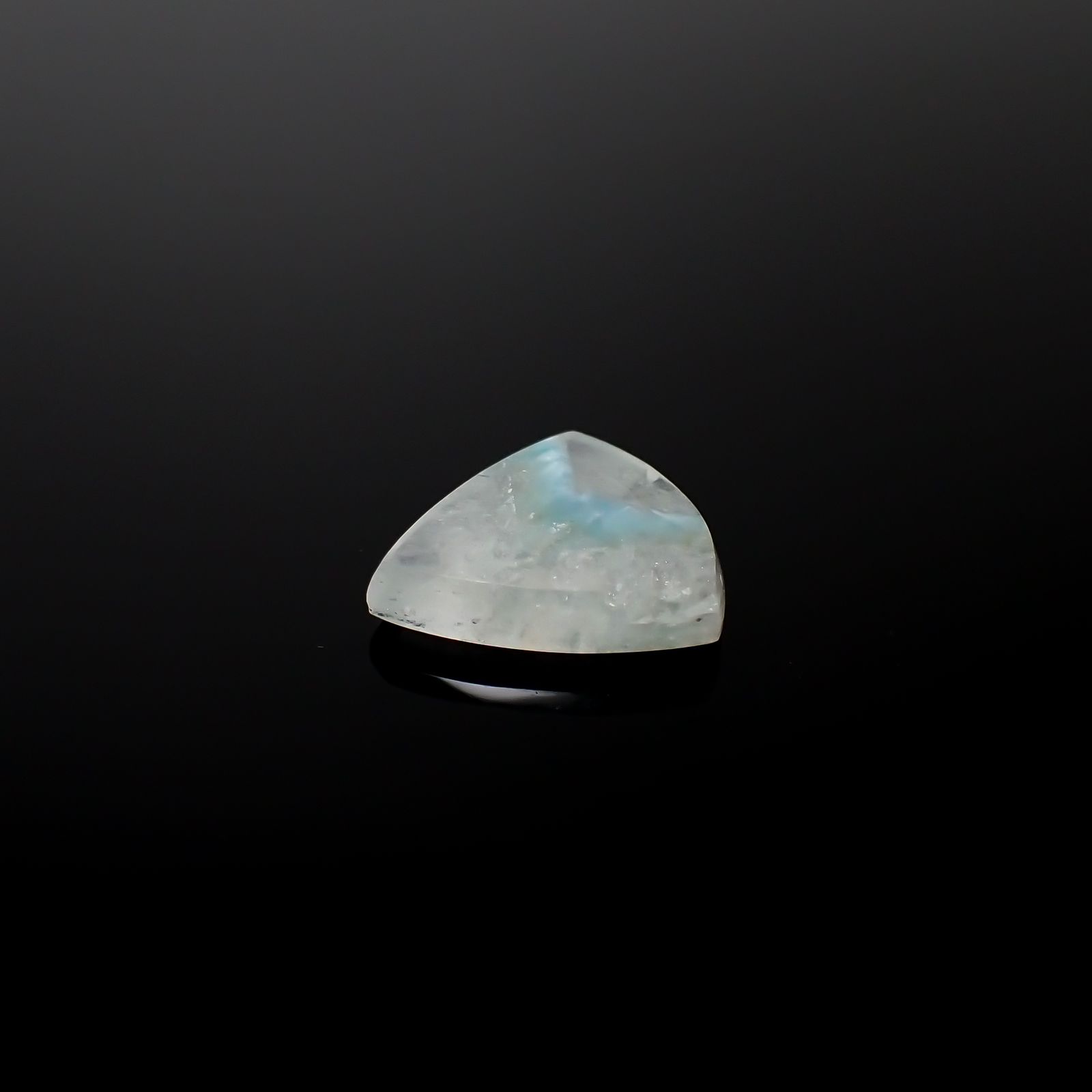パライバクォーツ ブラジル産 6.23ct[240527414]15.9x15.1mm前後