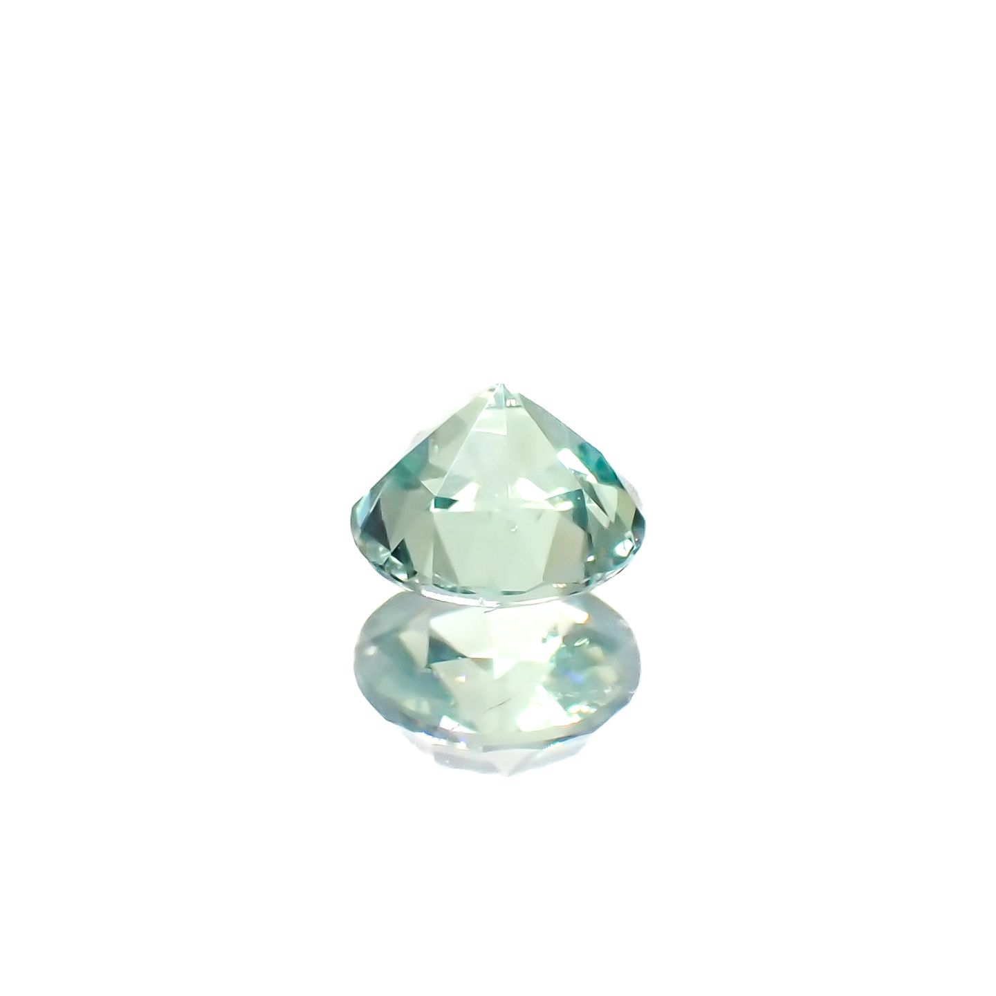 シルキーアレキサンドライト(宝石名アレキサンドライト)ブラジル・ミナスジェライス州ヘマチタ鉱山産 0.22ct 識別済[240527401]3.6x3.6mm前後